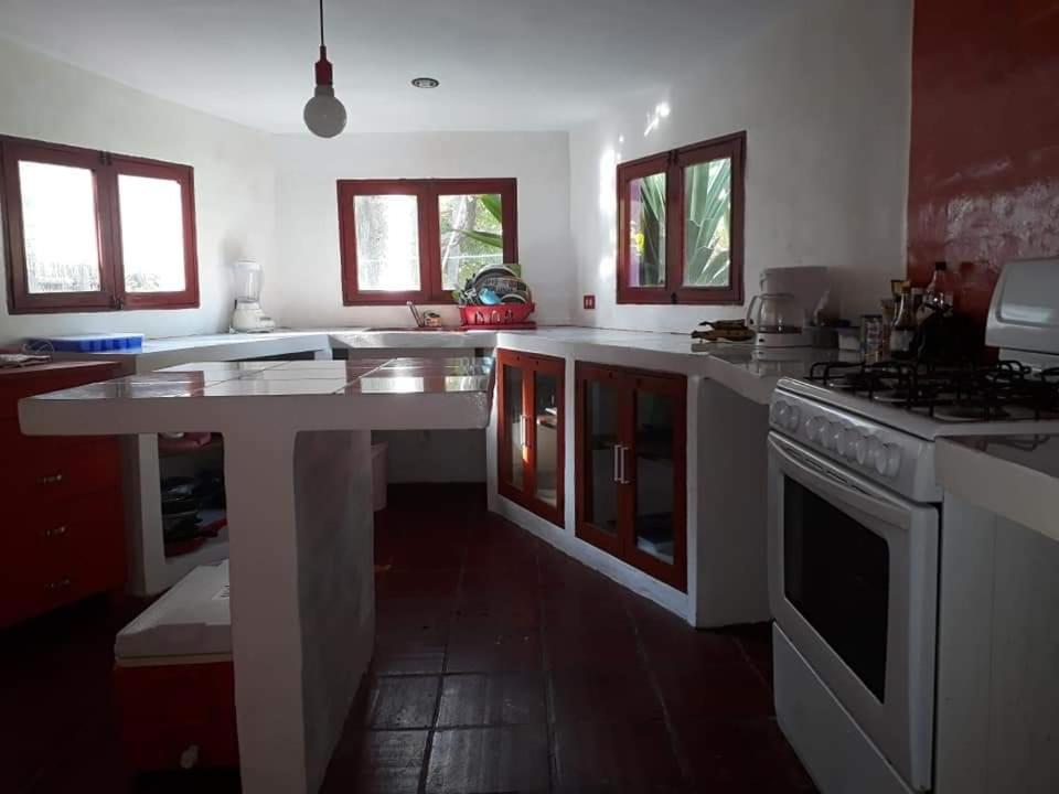 MARDEORO BEACH HOUSE