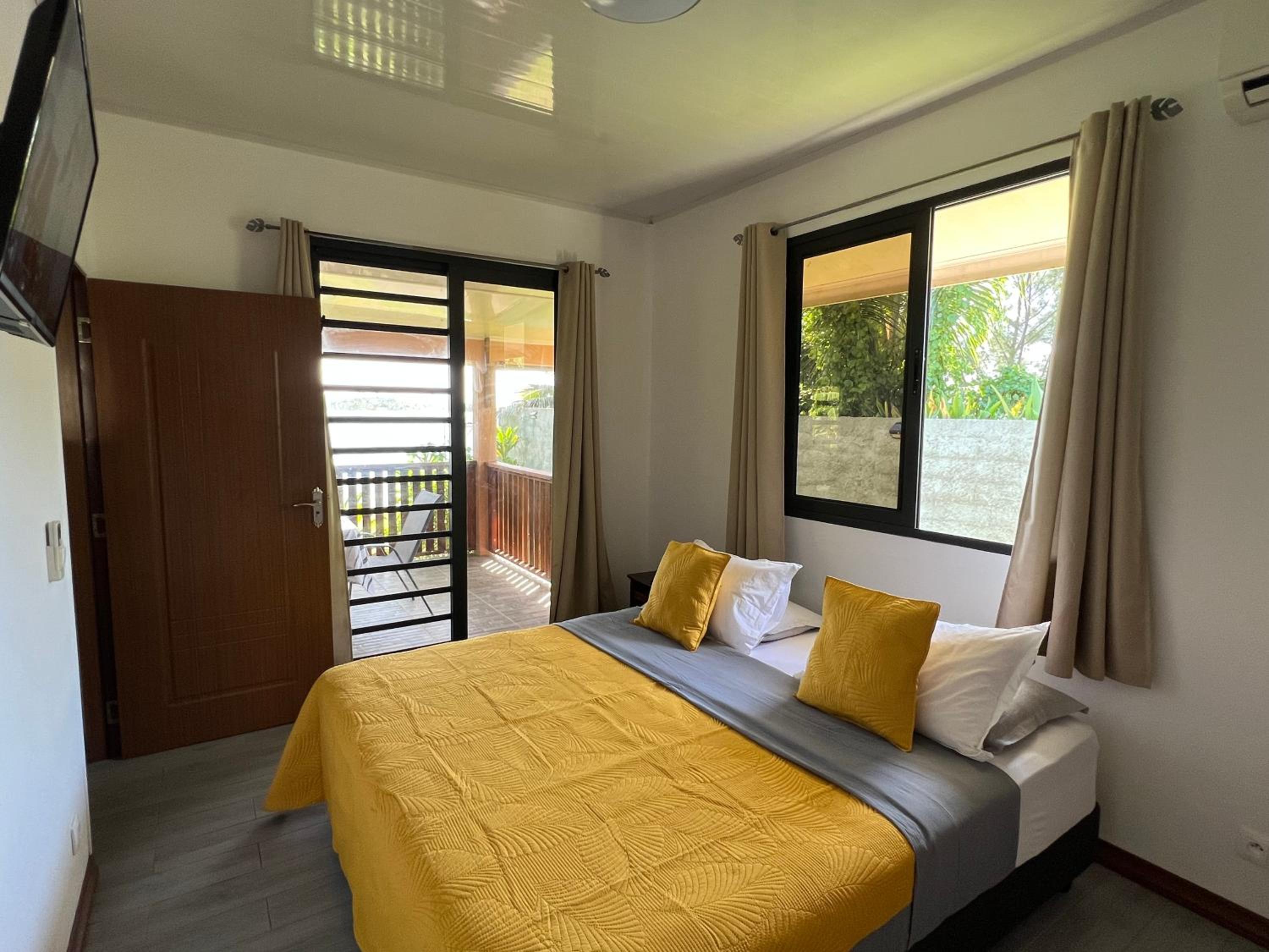 Villa Toa Pearl Bora Bora view 3