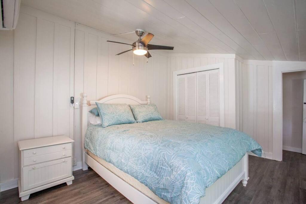 Quaint, Immaculate Bright Cottage in Ozona view 2