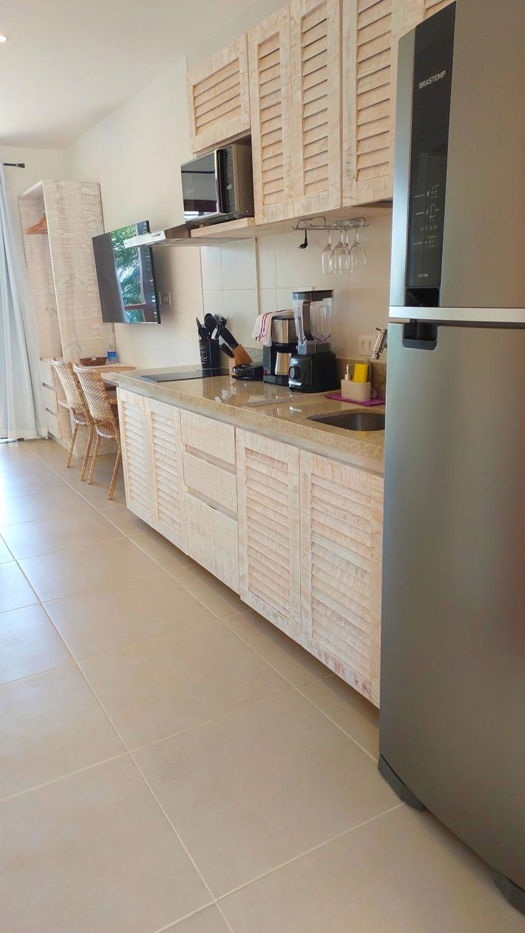 Apartamento vista mar, luar do Morro, amerigo 215