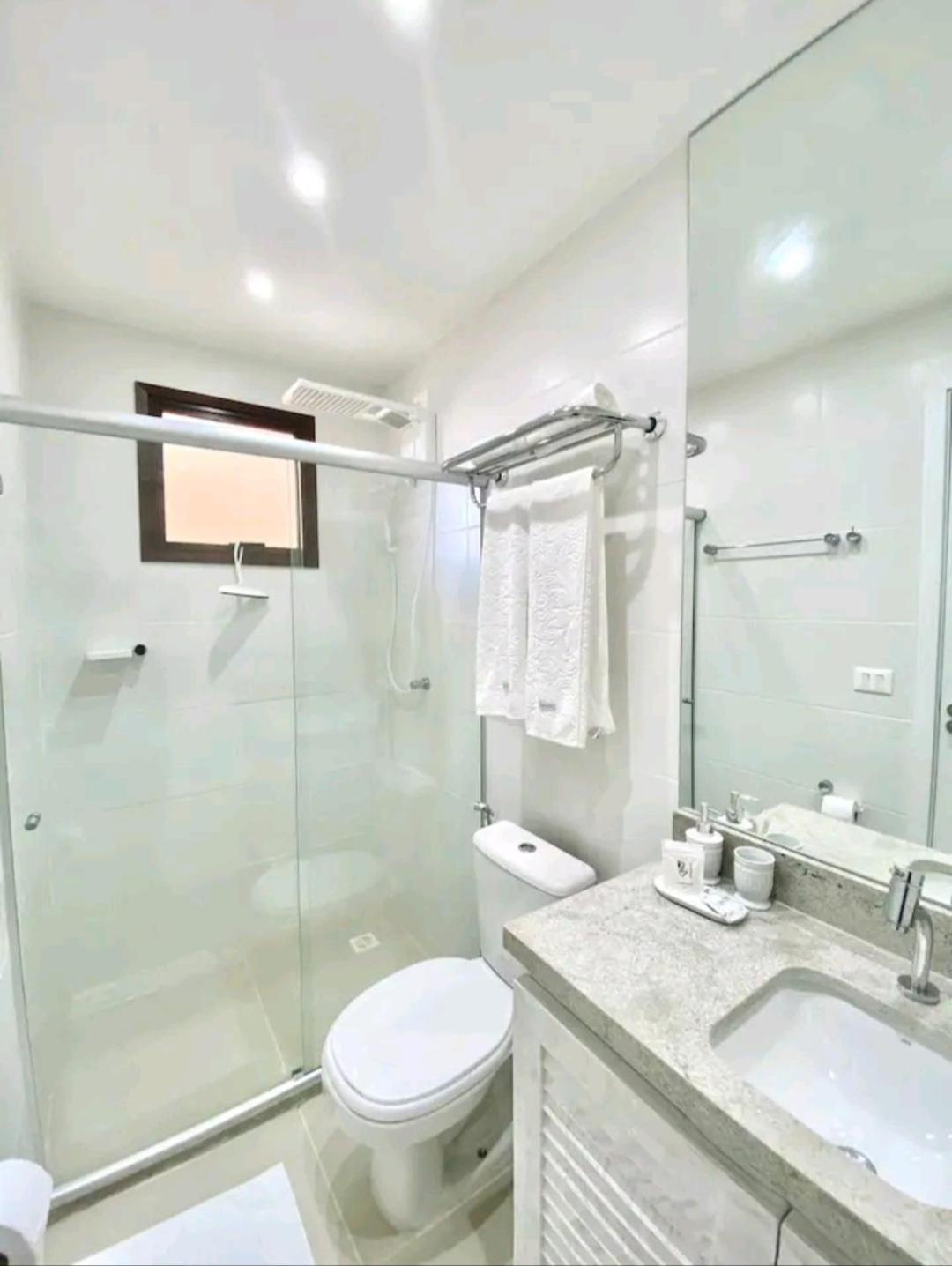 Apartamento vista mar, luar do Morro, amerigo 215