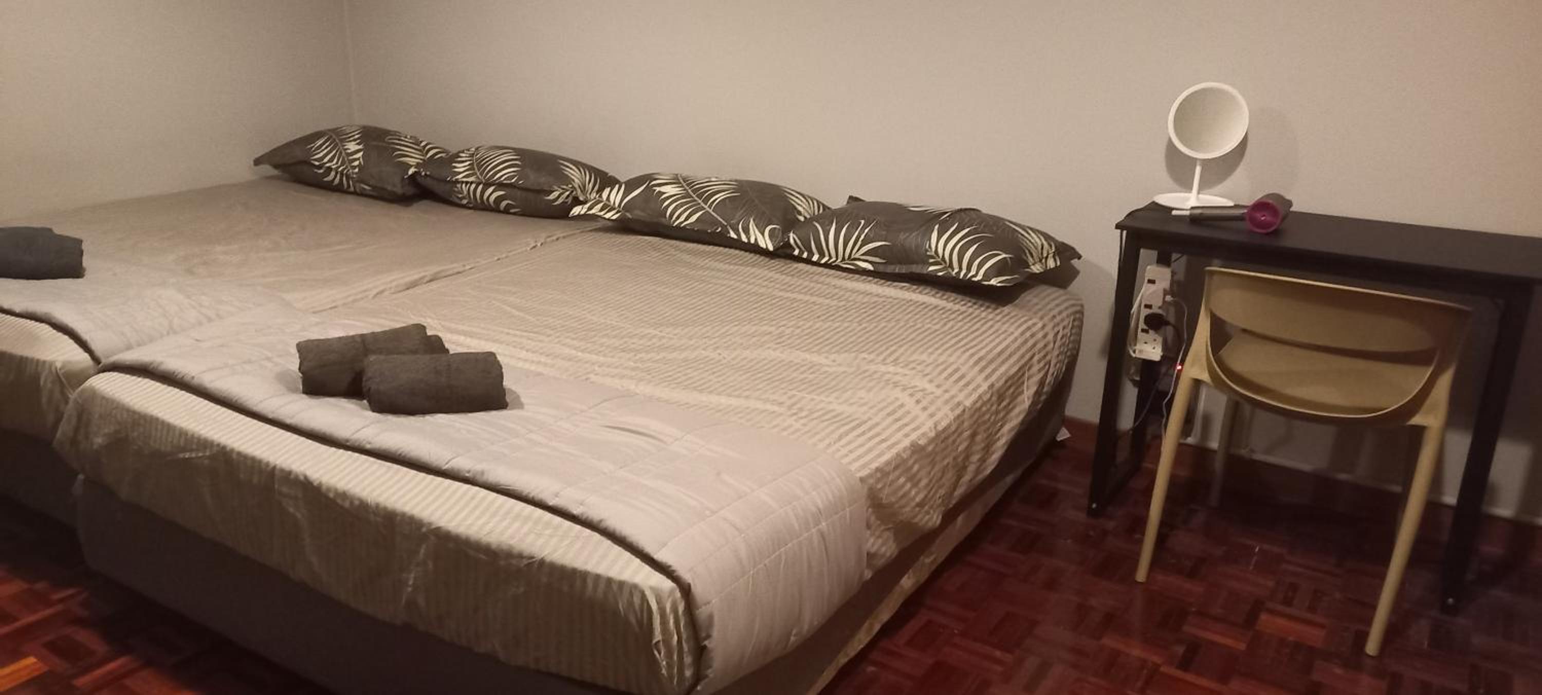 The Jewel with FREE WiFi and Box TV photo 8