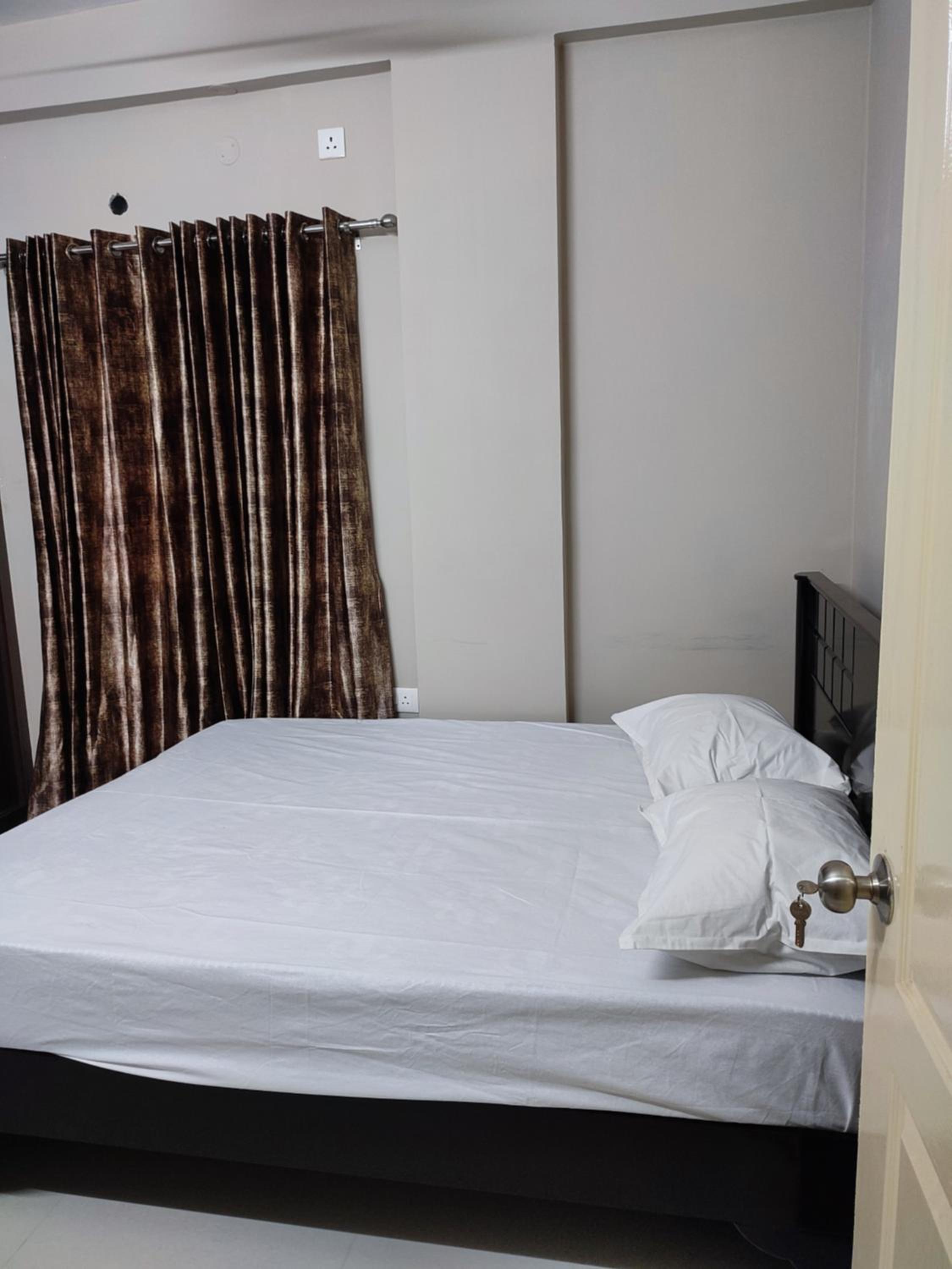 Rahul's Castle 3bhk Guest House near NAD