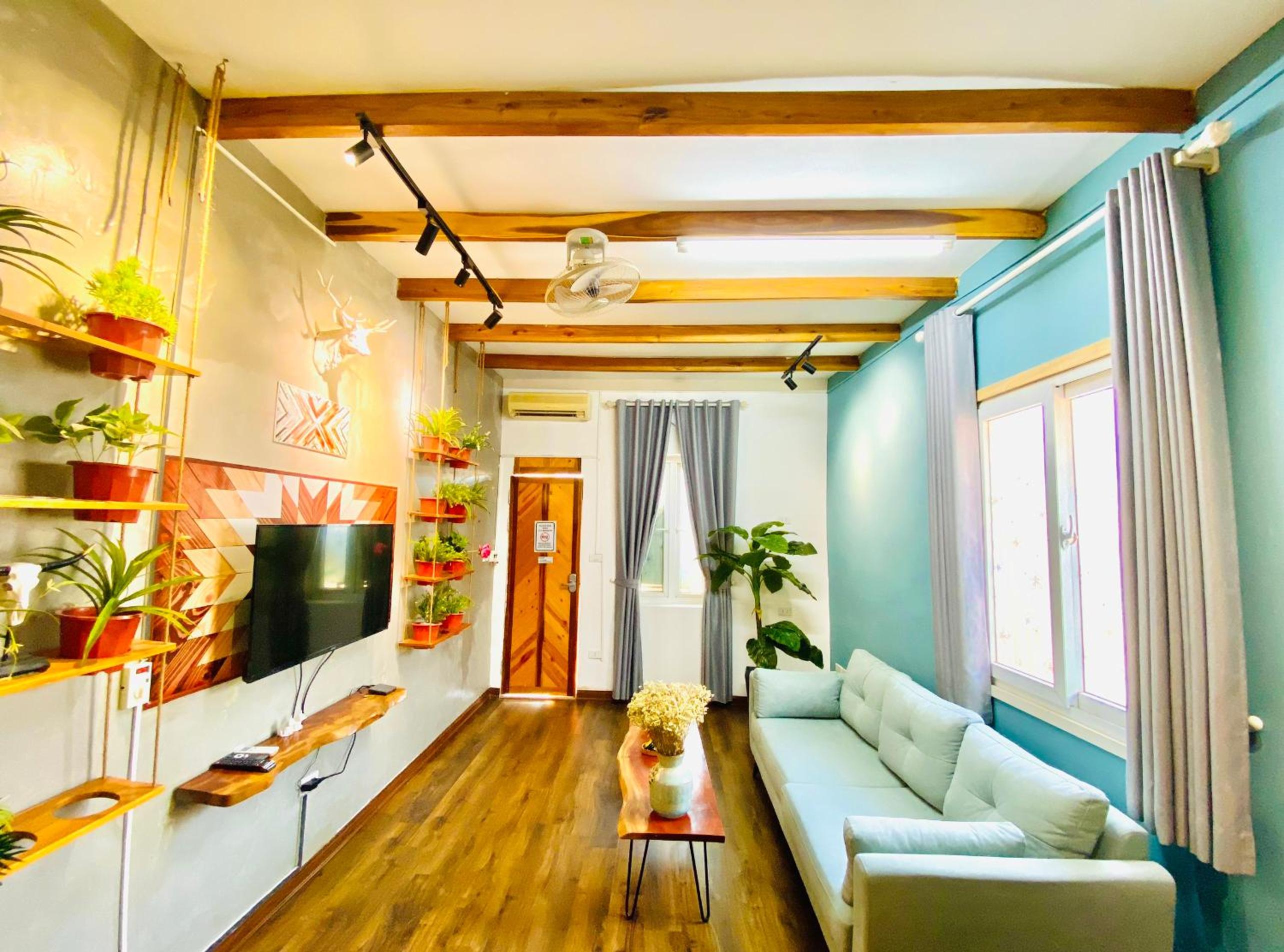 Penthouse/3BR/Terrace/Hot tub/2WC/2' to Hoankiem Lake & Ta Hien Beer street