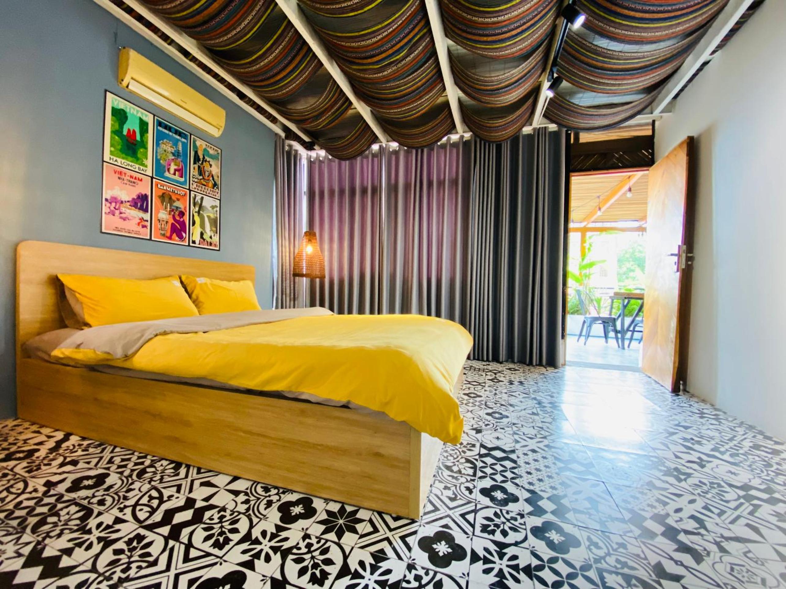 Penthouse/3BR/Terrace/Hot tub/2WC/2' to Hoankiem Lake & Ta Hien Beer street