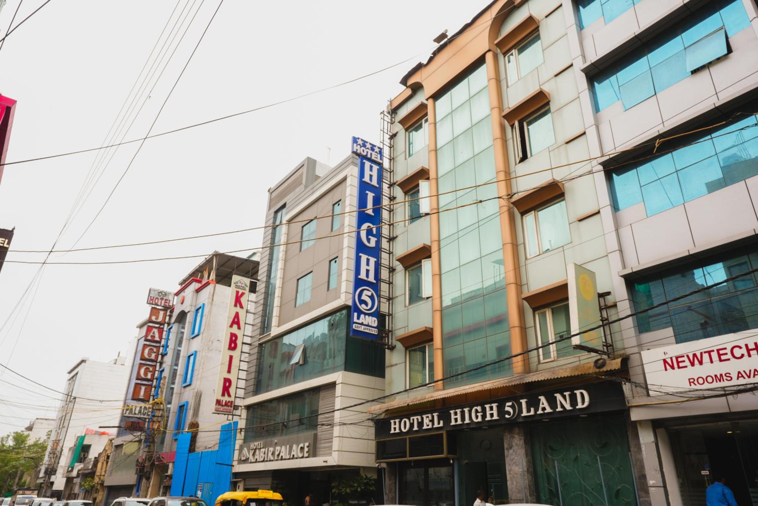 Hotel High 5 Land