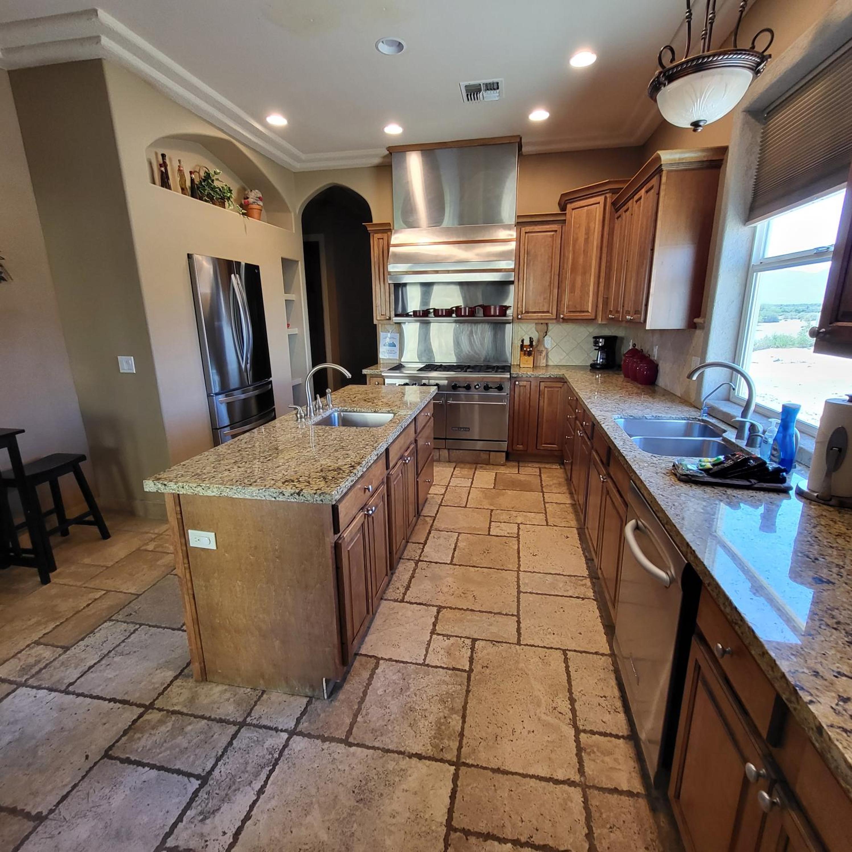 Family-friendly Riverfront mansion pool and spa in a calm cove of the Colorado River view 5