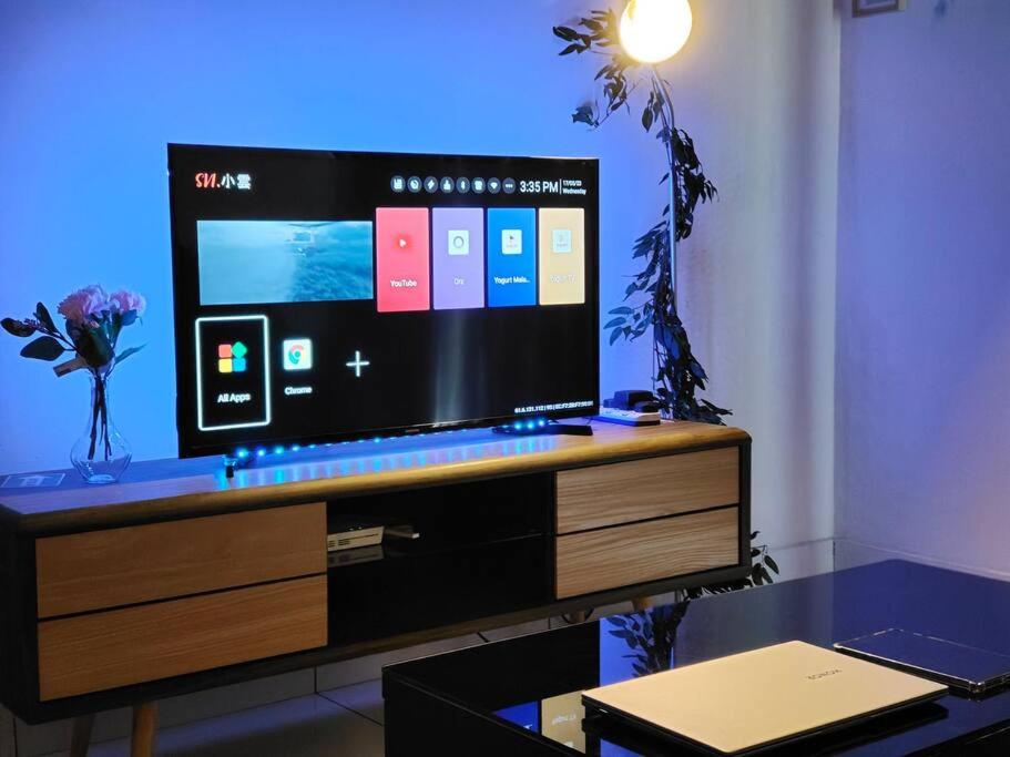 A0803 Platino walking ParadigmMall TVbox By STAY