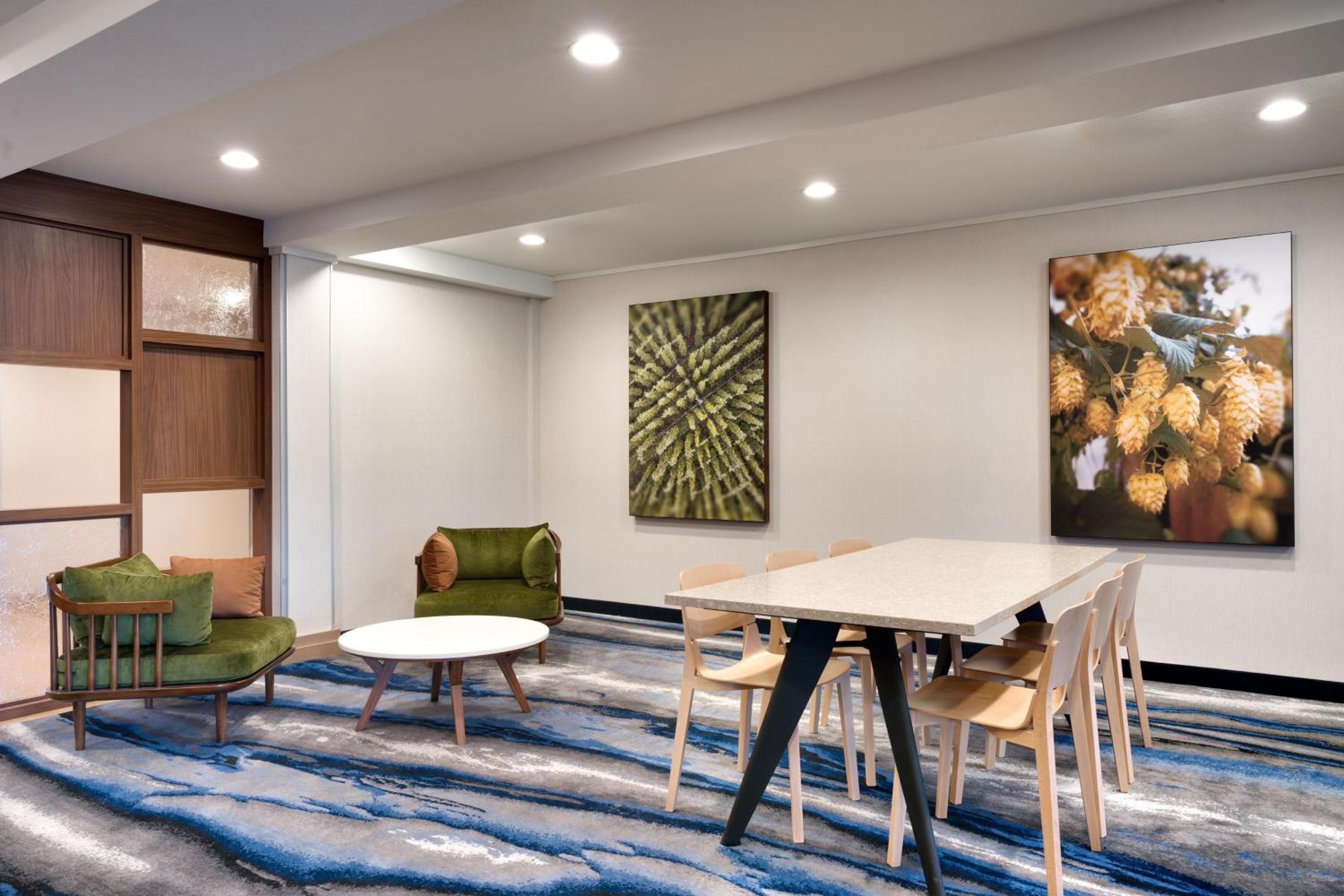 Yakima Vacations - Fairfield Inn  Suites by Marriott Yakima - Property Image 4
