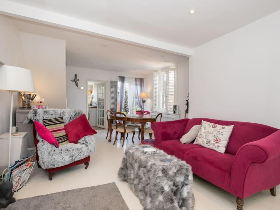 Gorgeous House near Windsor & River Thames view 2