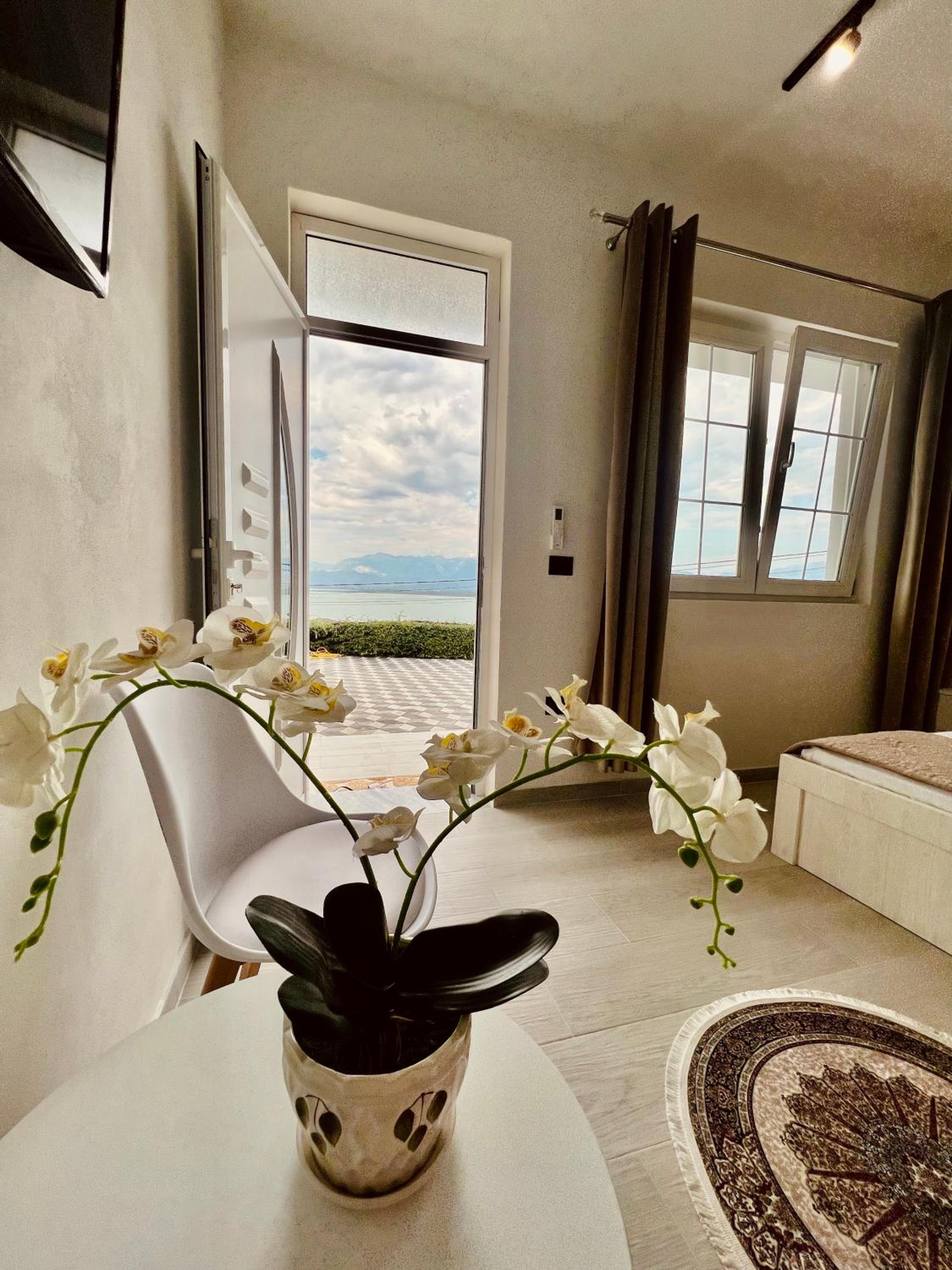 Iart Residence