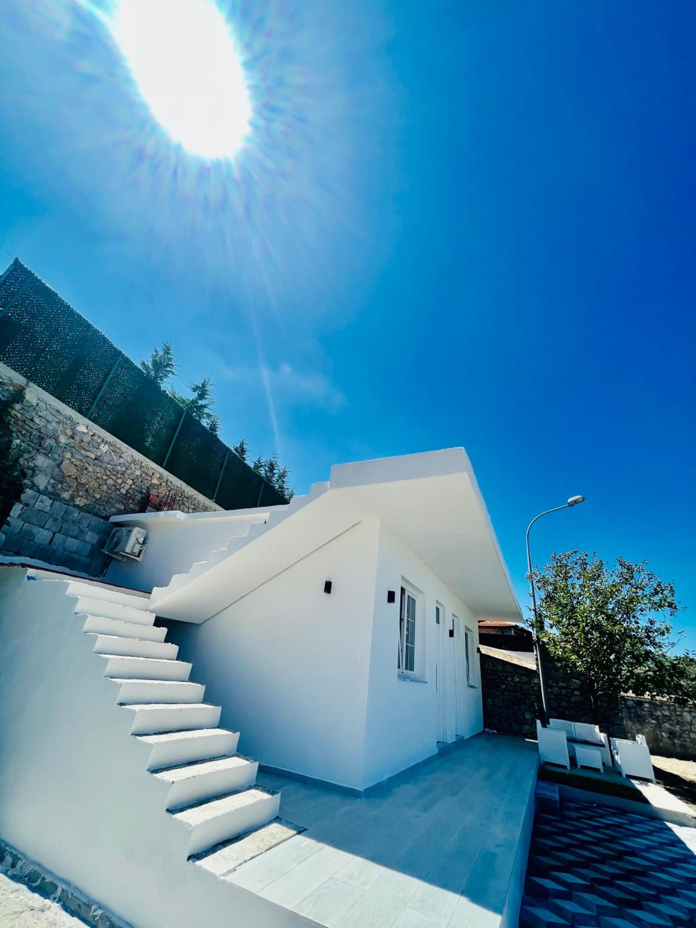 Iart Residence