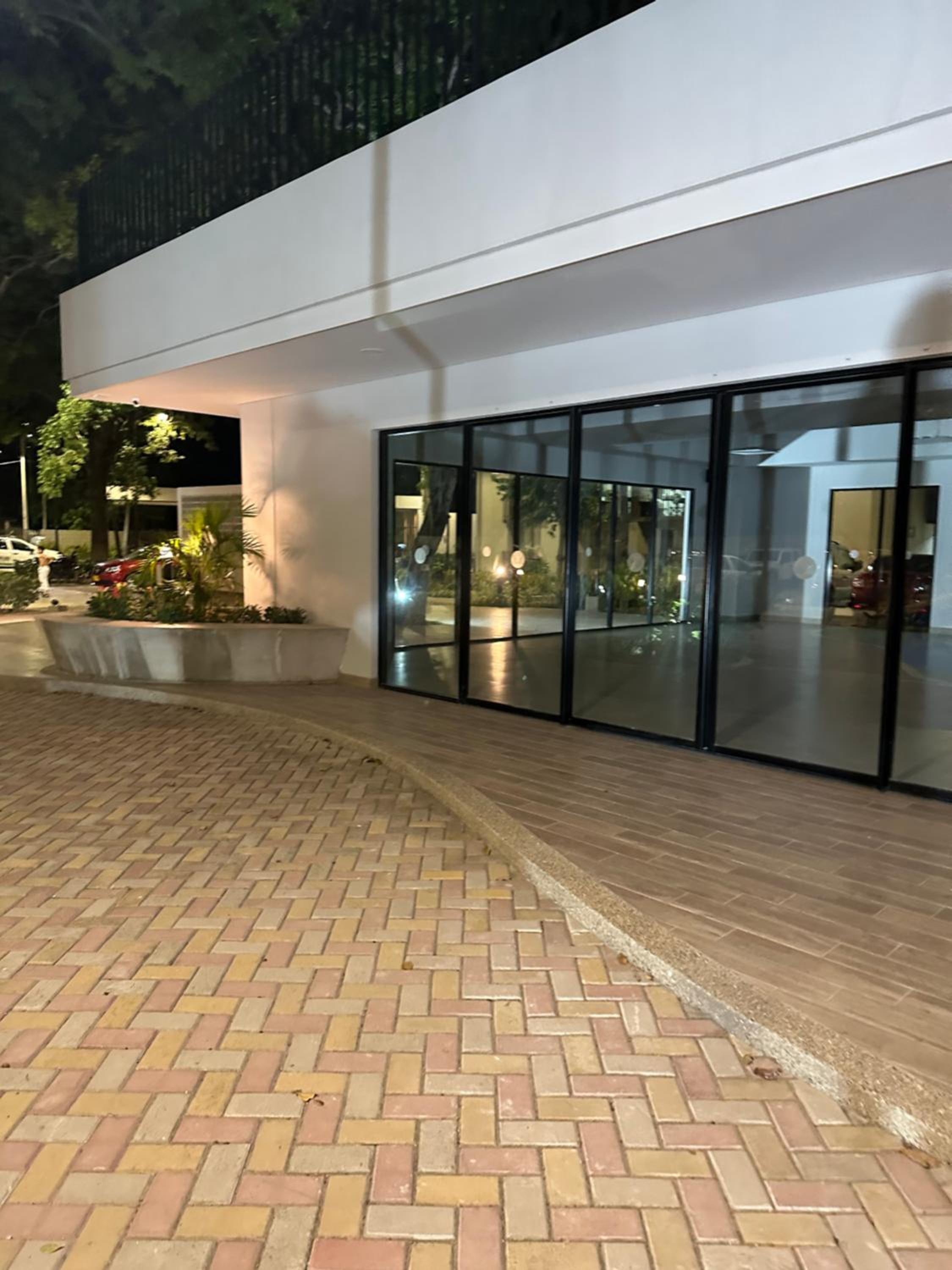 Condominio Bello Horizonte Plaza Apartamento Amplio