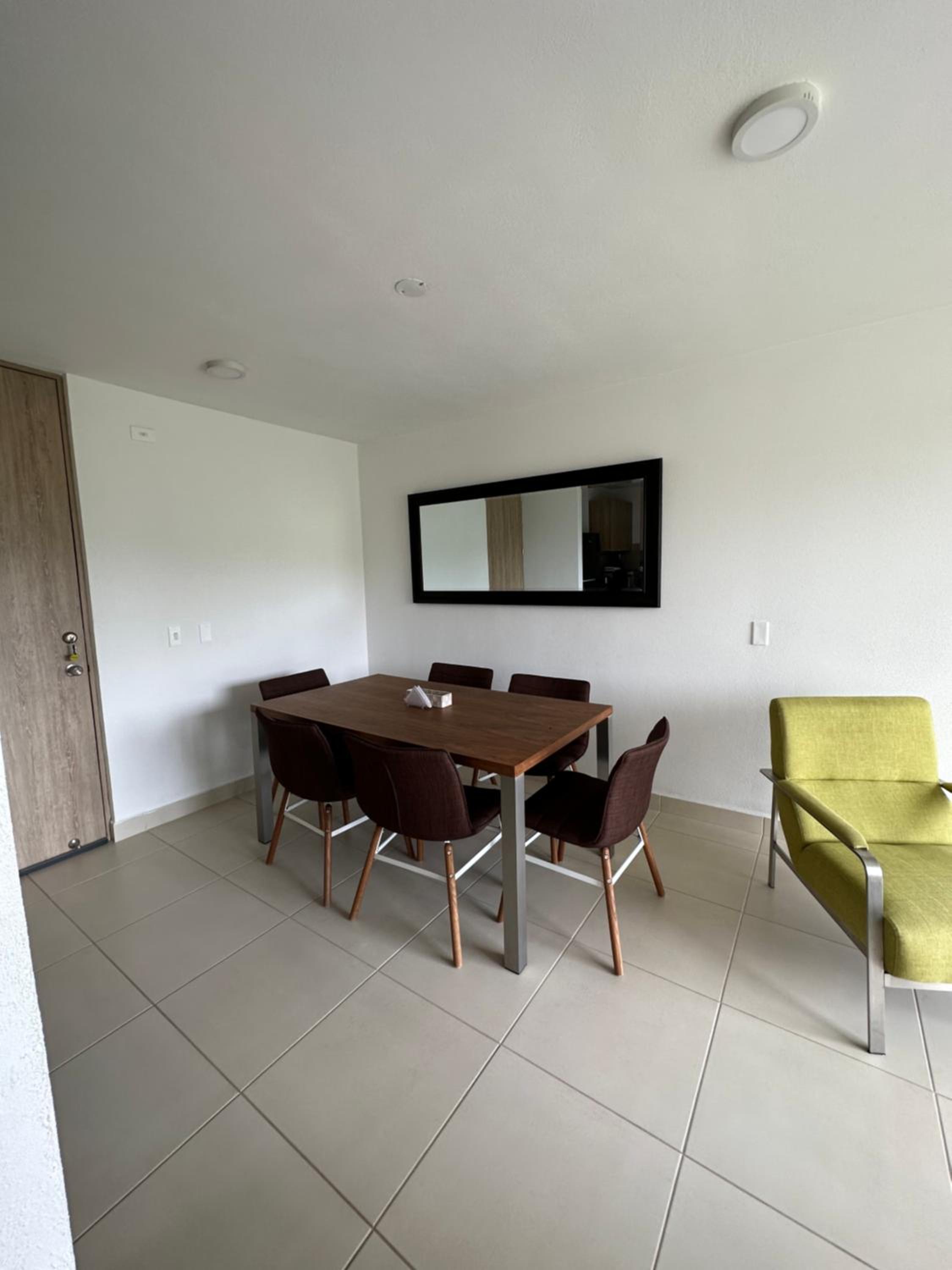 Condominio Bello Horizonte Plaza Apartamento Amplio