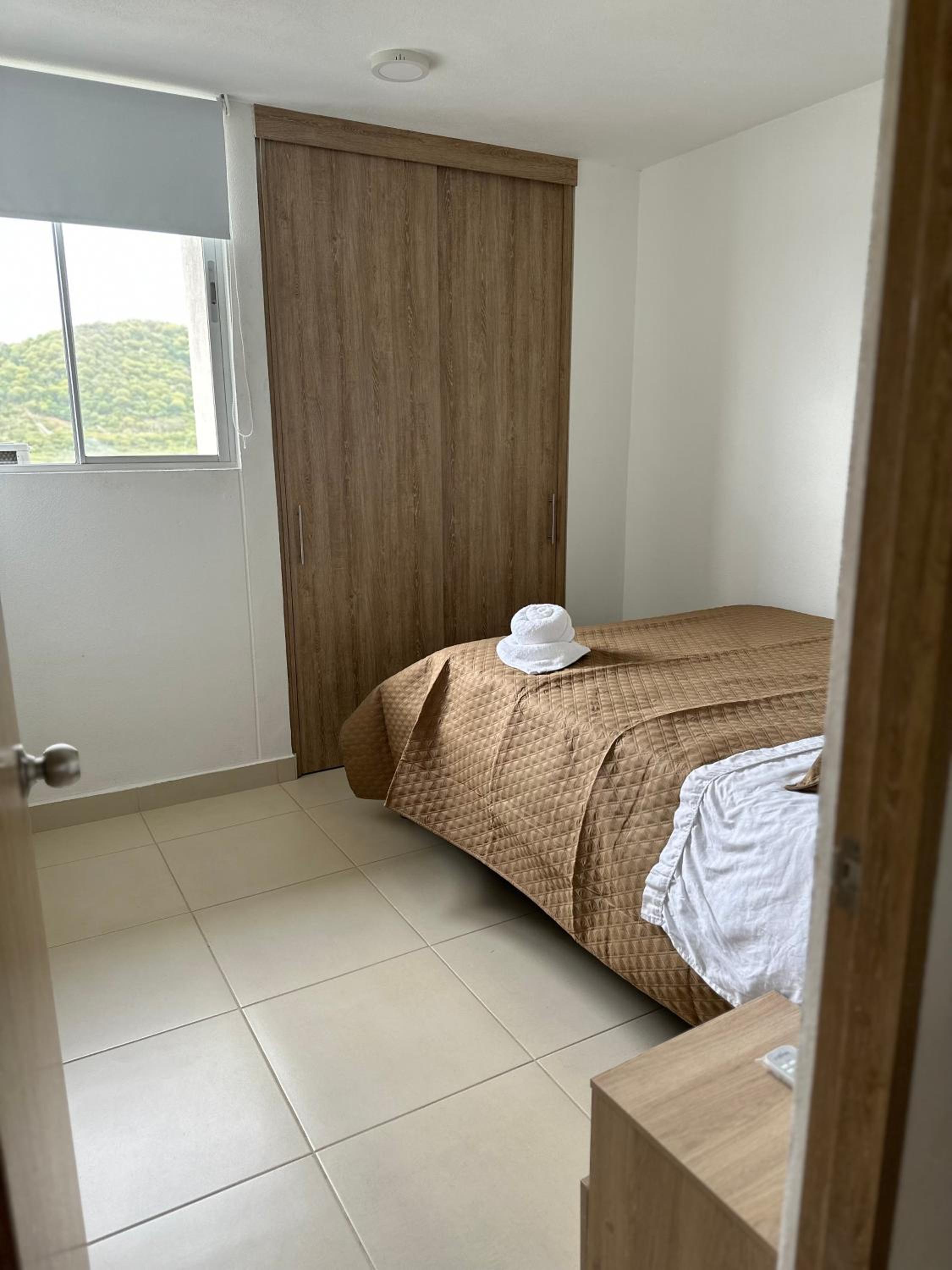Condominio Bello Horizonte Plaza Apartamento Amplio