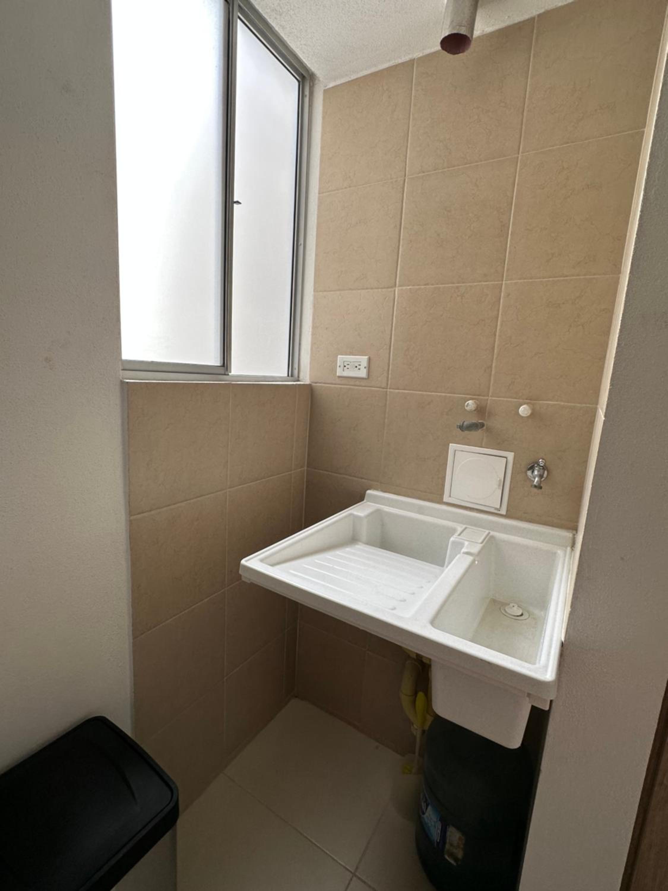 Condominio Bello Horizonte Plaza Apartamento Amplio
