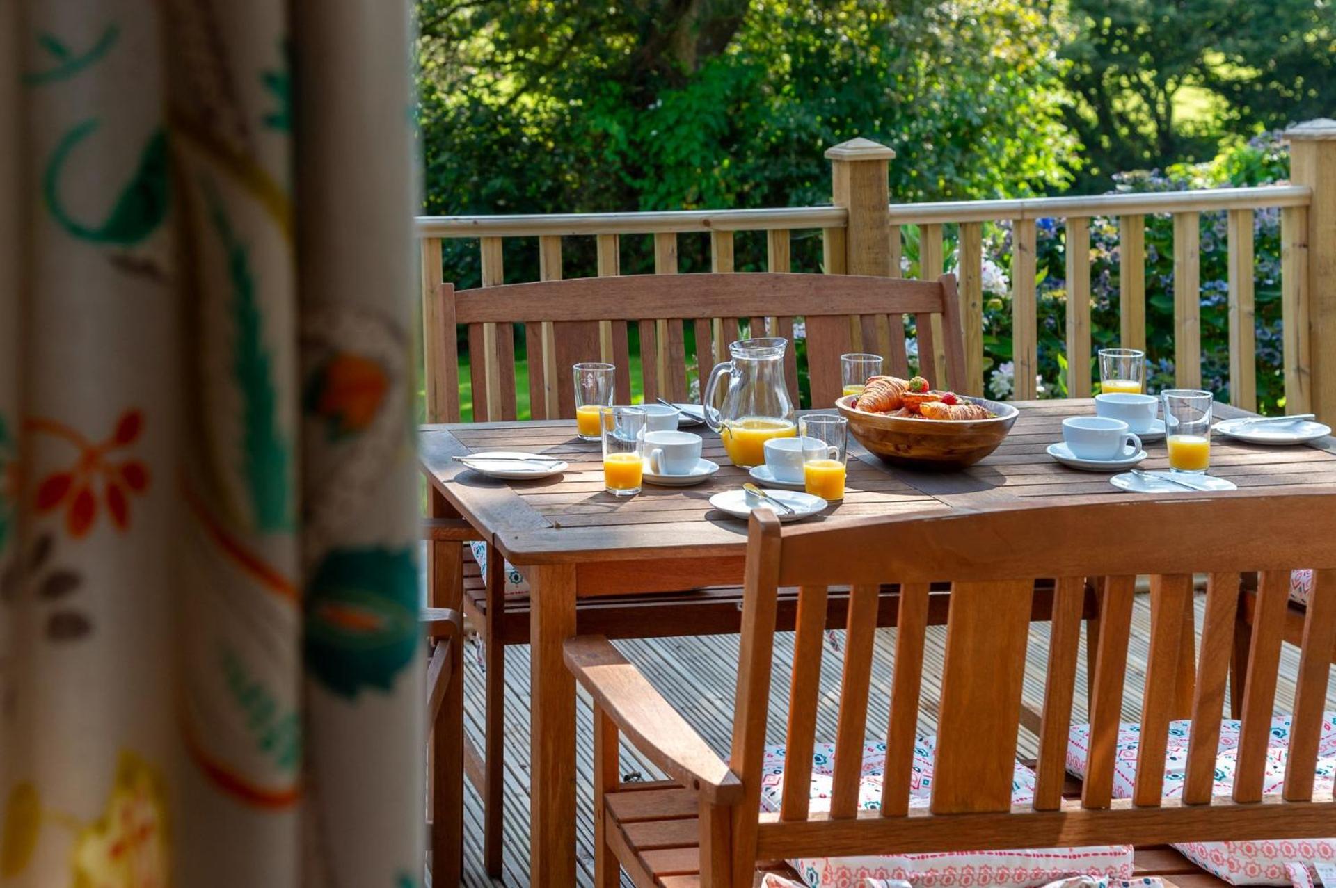 Trewhiddle Retreat V7 by Together Travel - Luxury 3-Bedroom Villa view 2