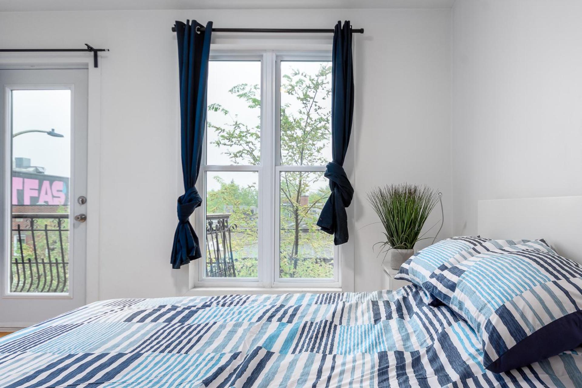 AAA Location - Bright and Cozy Apartment