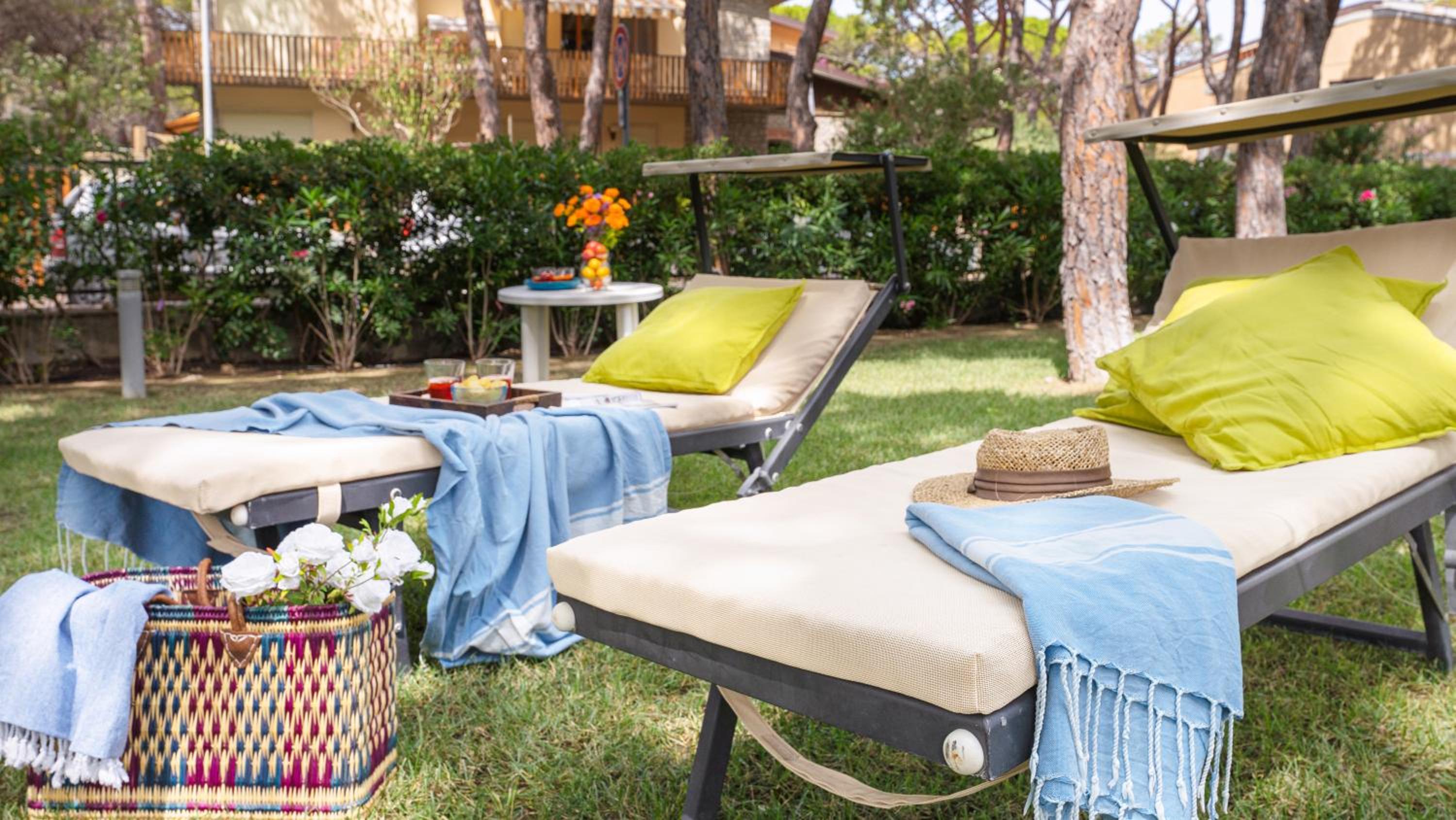 LA VILLA IN PINETA 10, Emma Villas