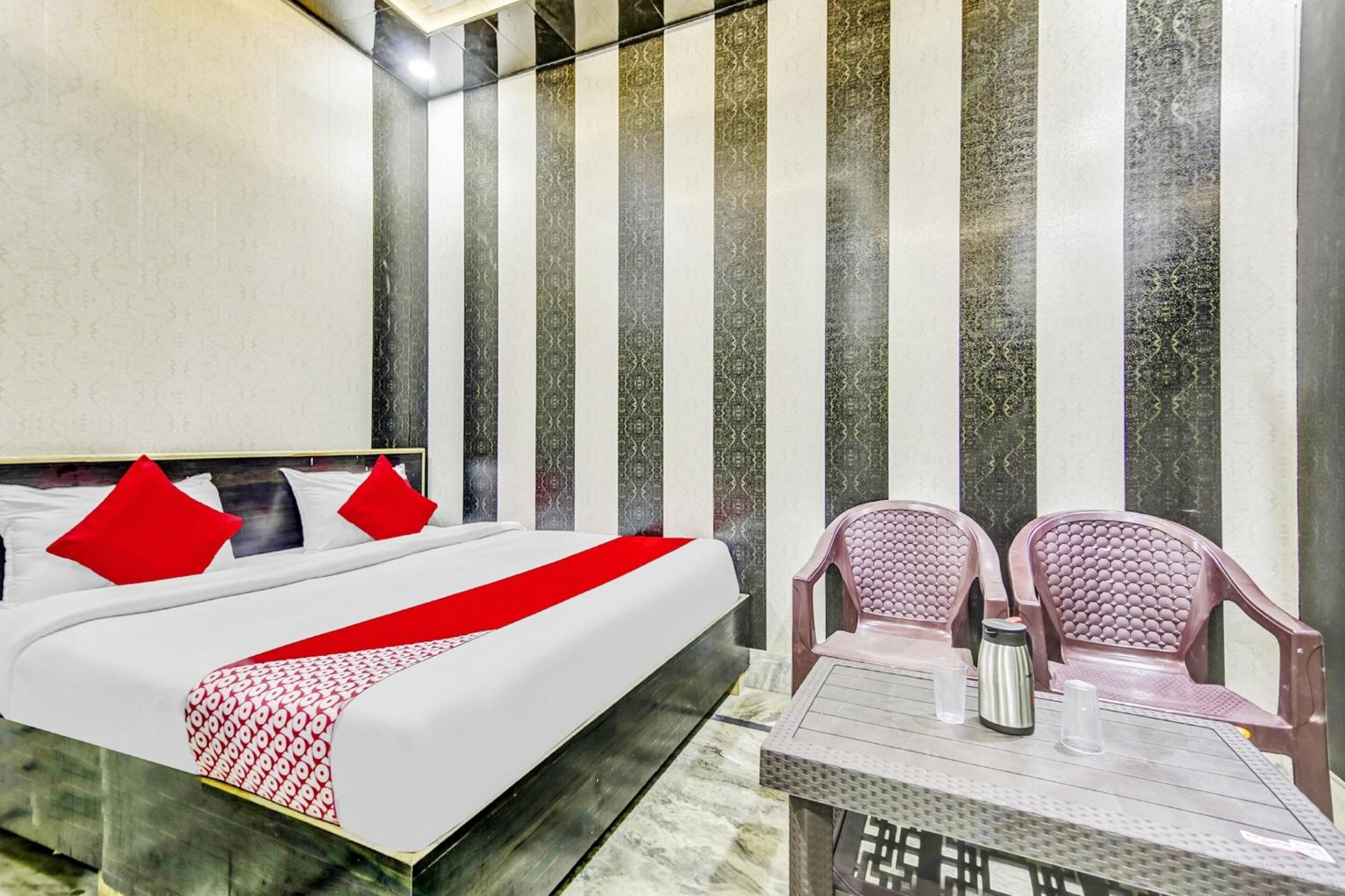 Hotel O Grand Vivan