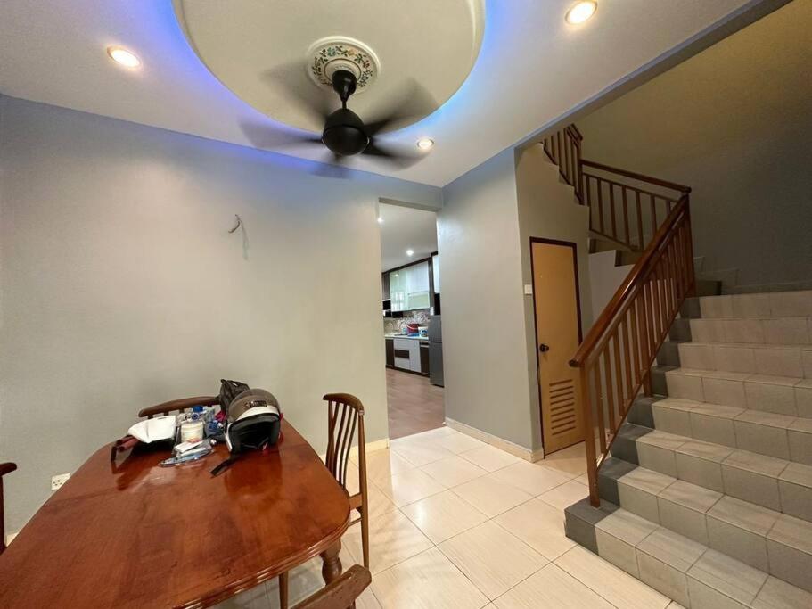 Muslim Suite Home @ Airport Bayan Lepas Penang photo 2