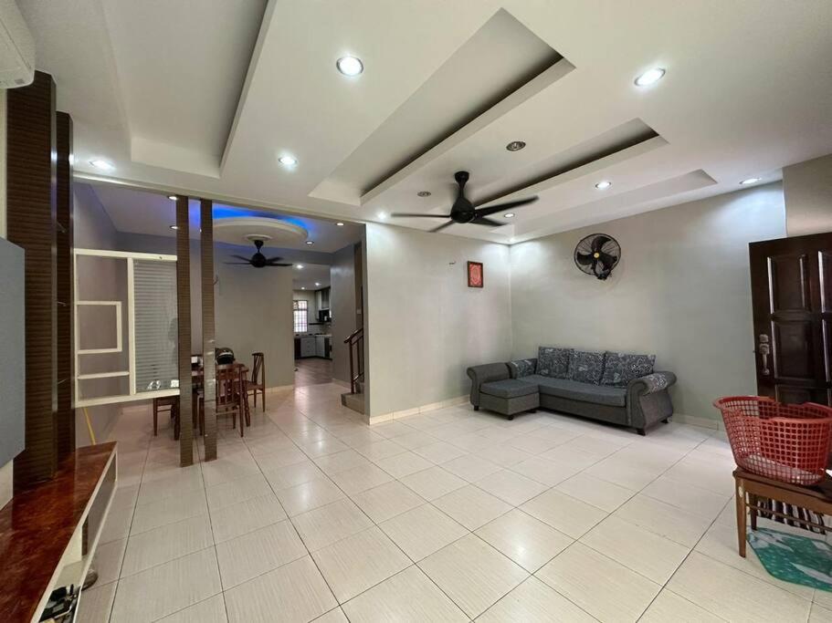 Muslim Suite Home @ Airport Bayan Lepas Penang photo 3
