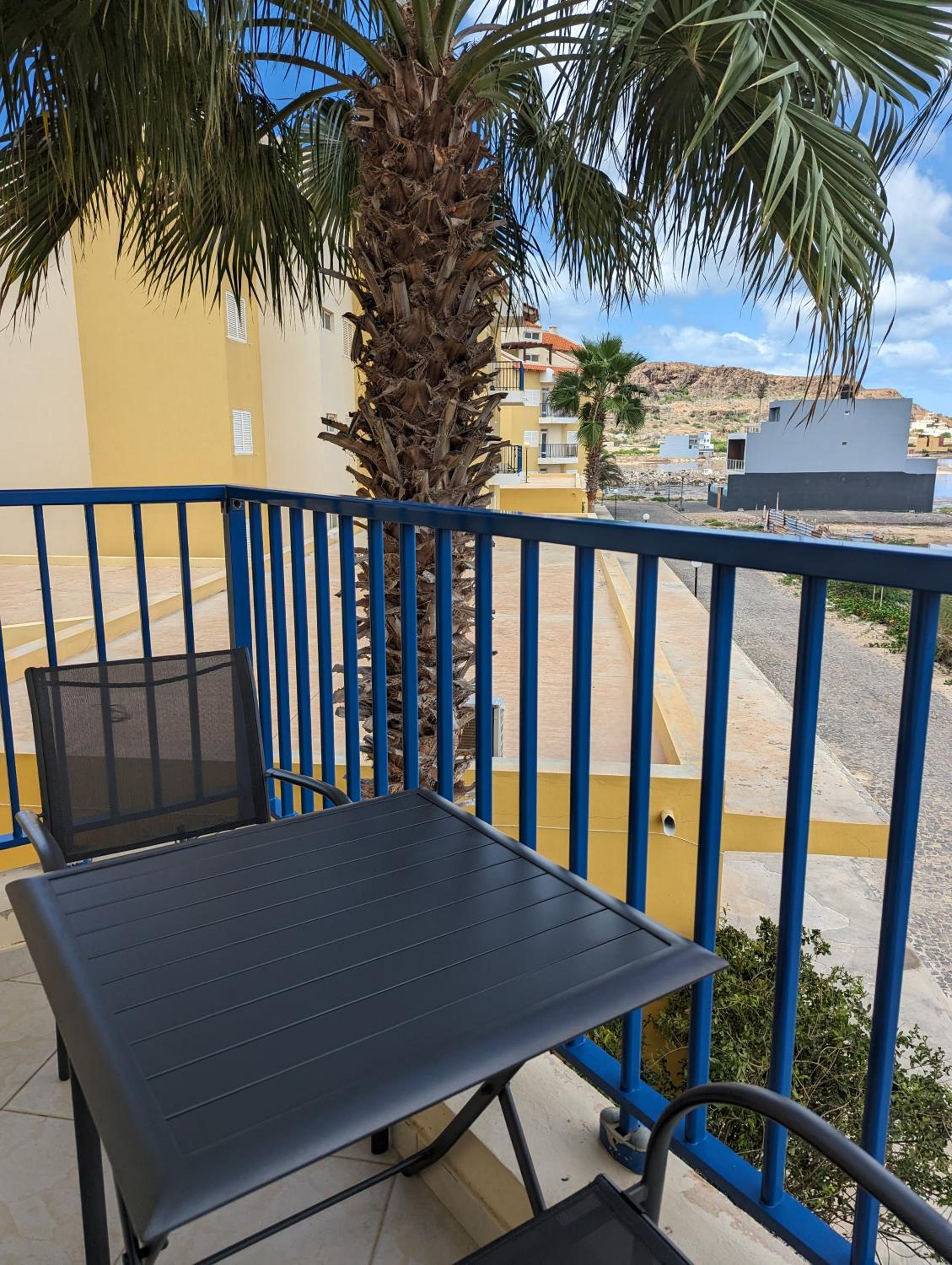 Vila Cabral 1 Bed Apt - Wi-Fi & Air Con Included