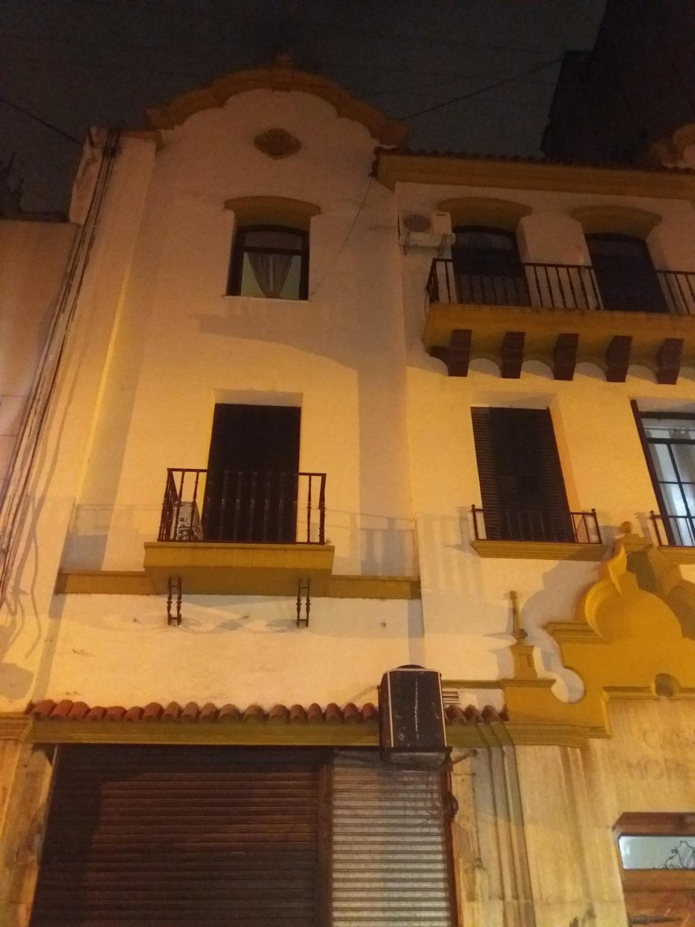 CASA MORENO se paga en USD o Dolar Blue! No se confunda
