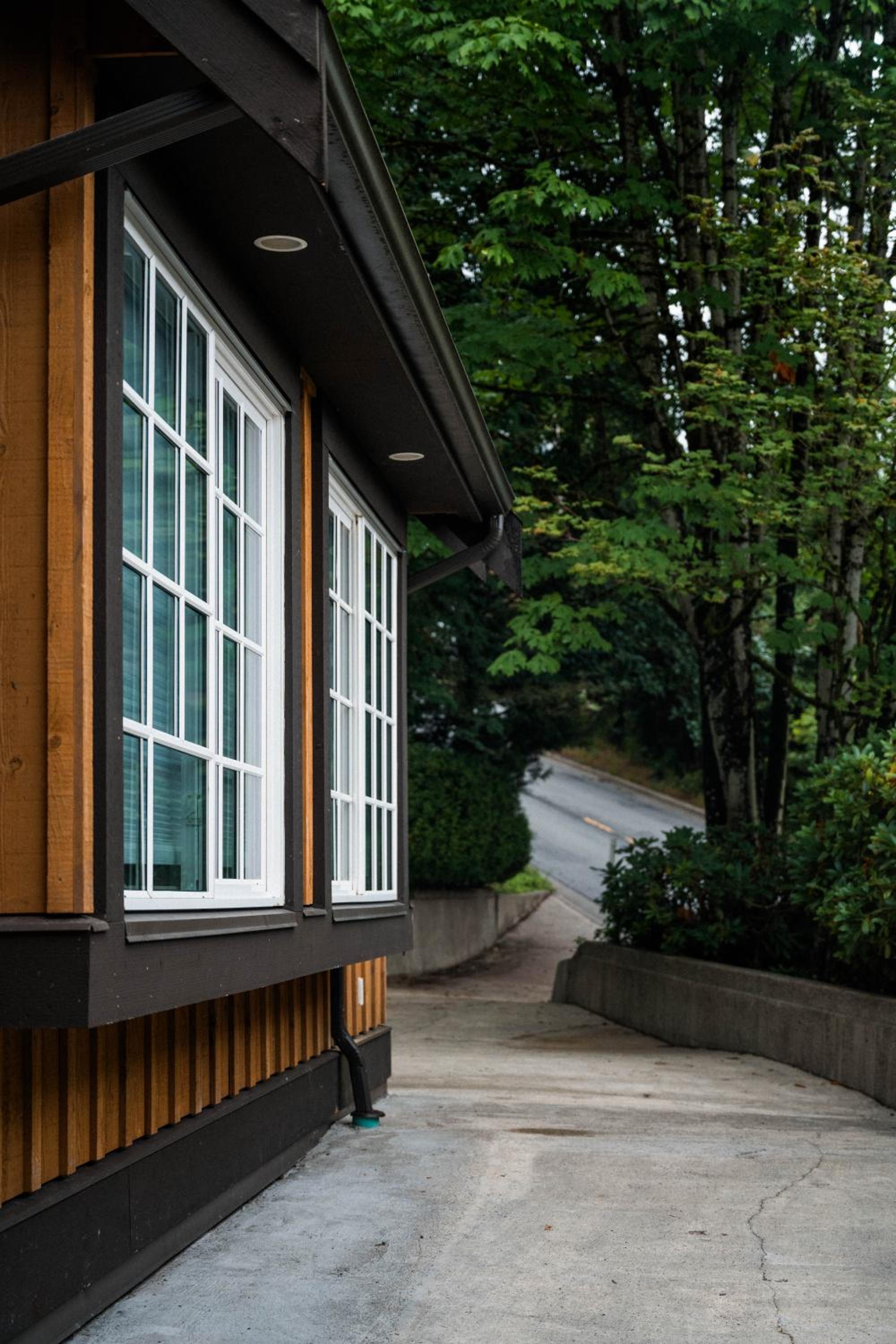 Private Mountainside Home