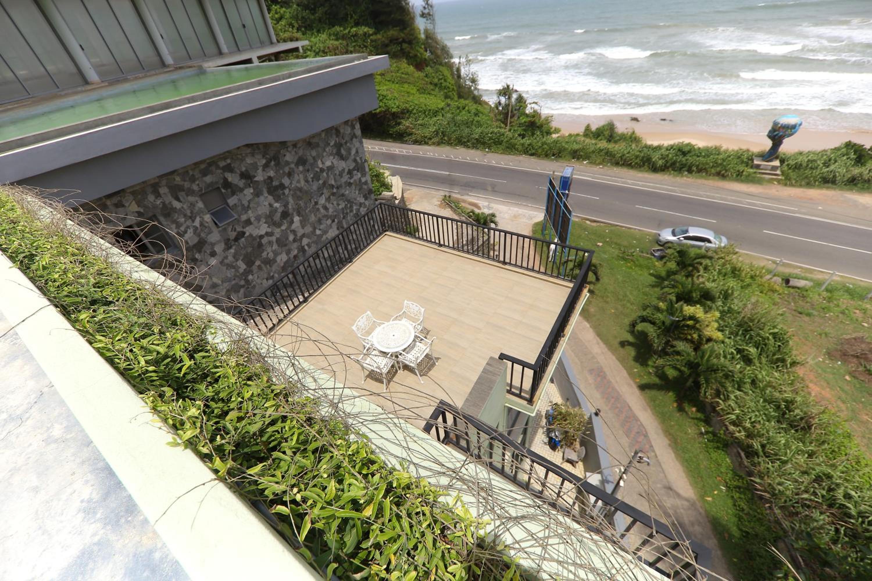 Surendra Seaview
