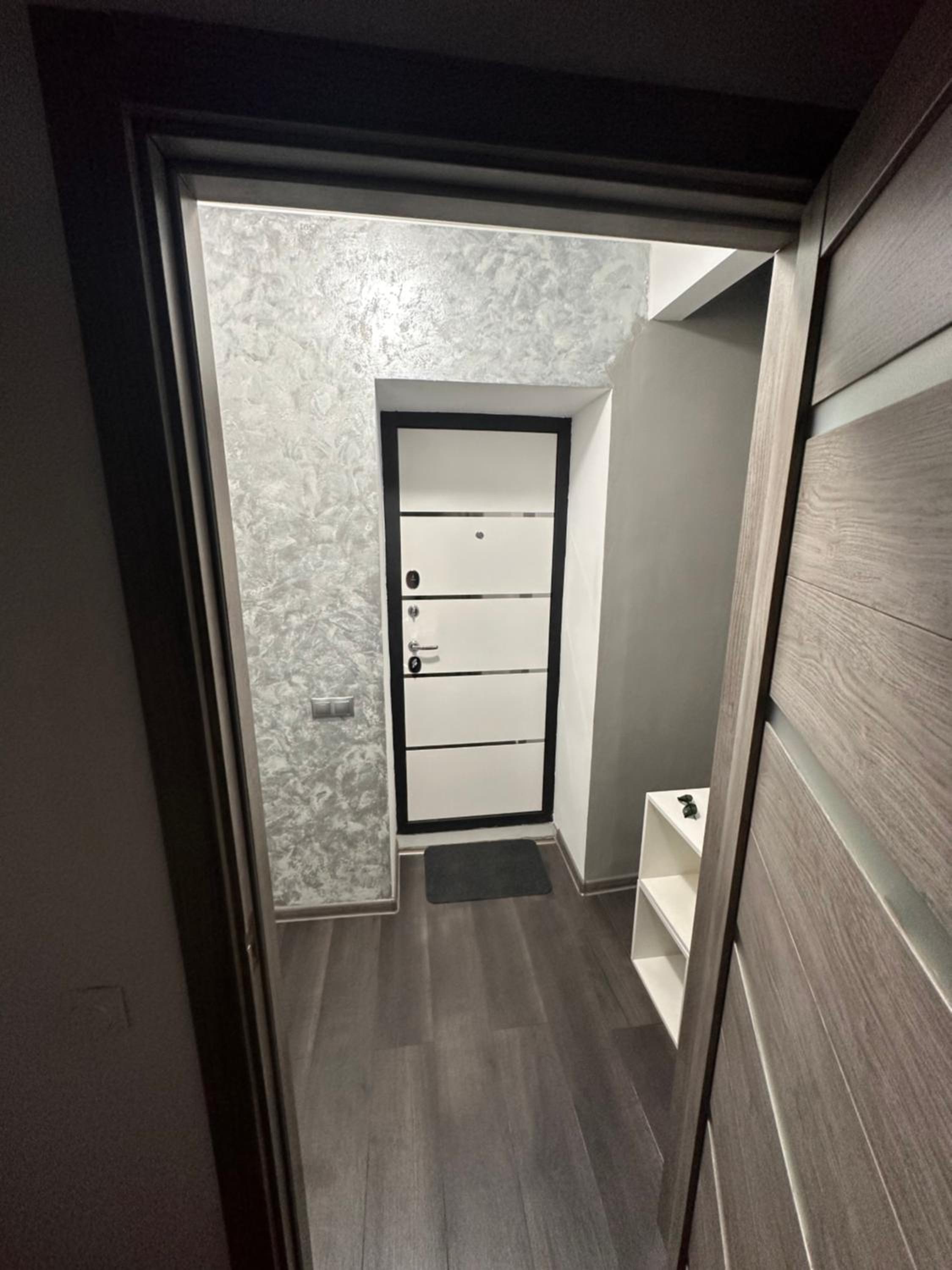 Comfy apartment in the center view 2