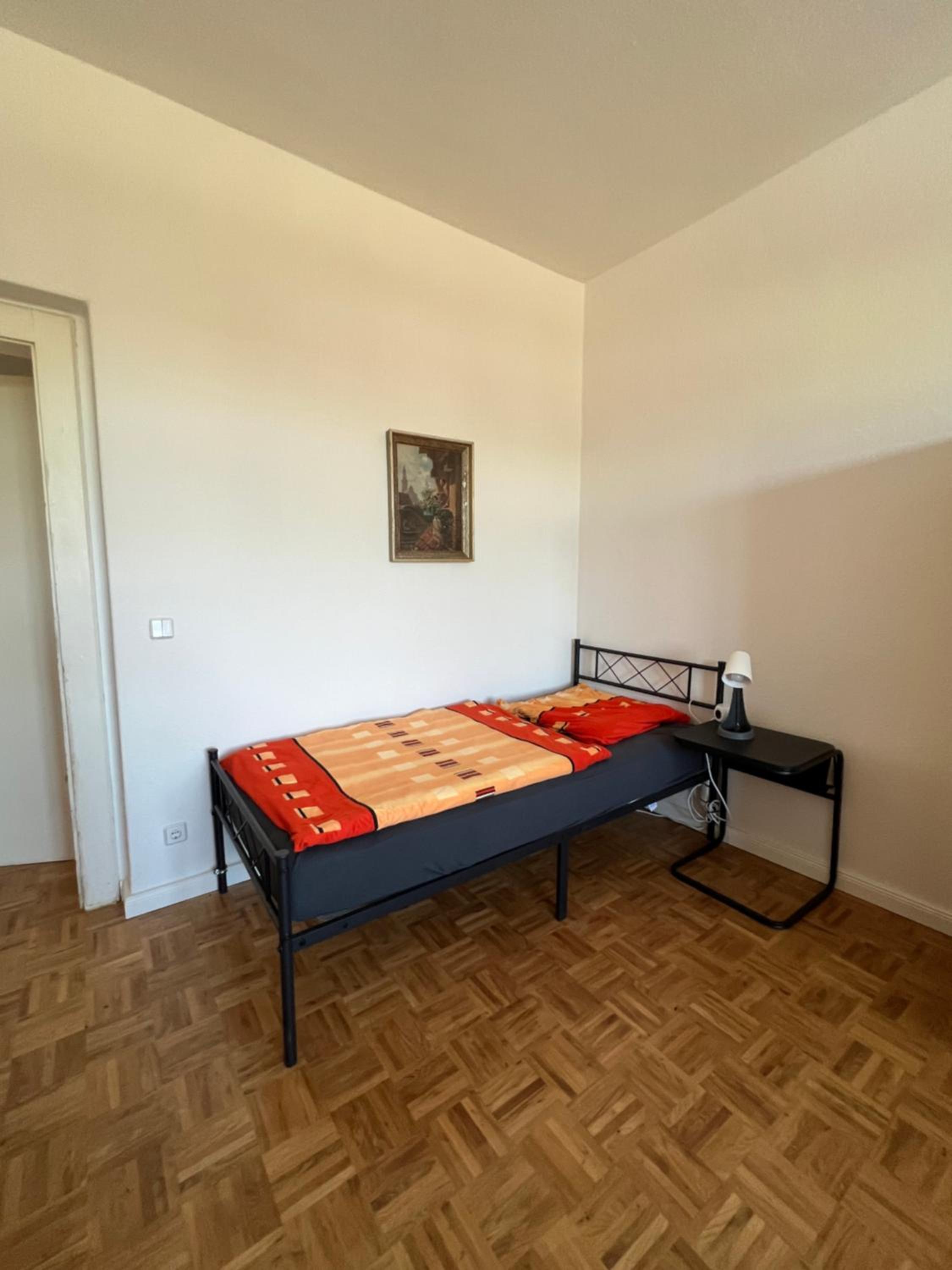 Sweet Home Inside Dresden Rooms