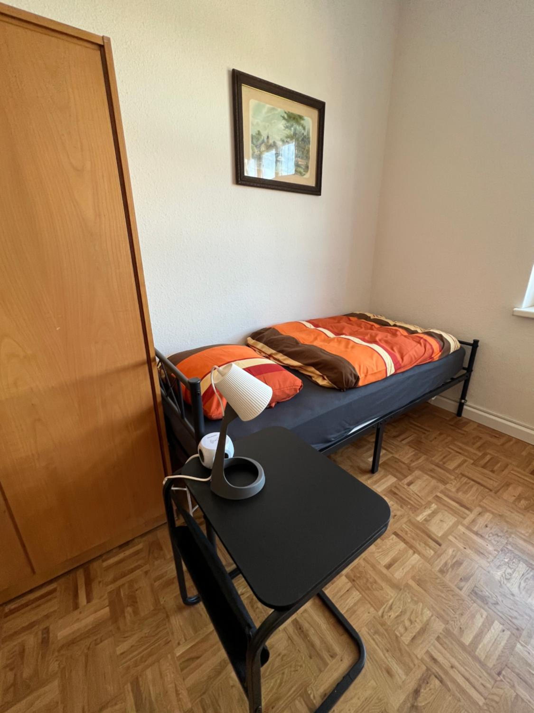 Sweet Home Inside Dresden Rooms