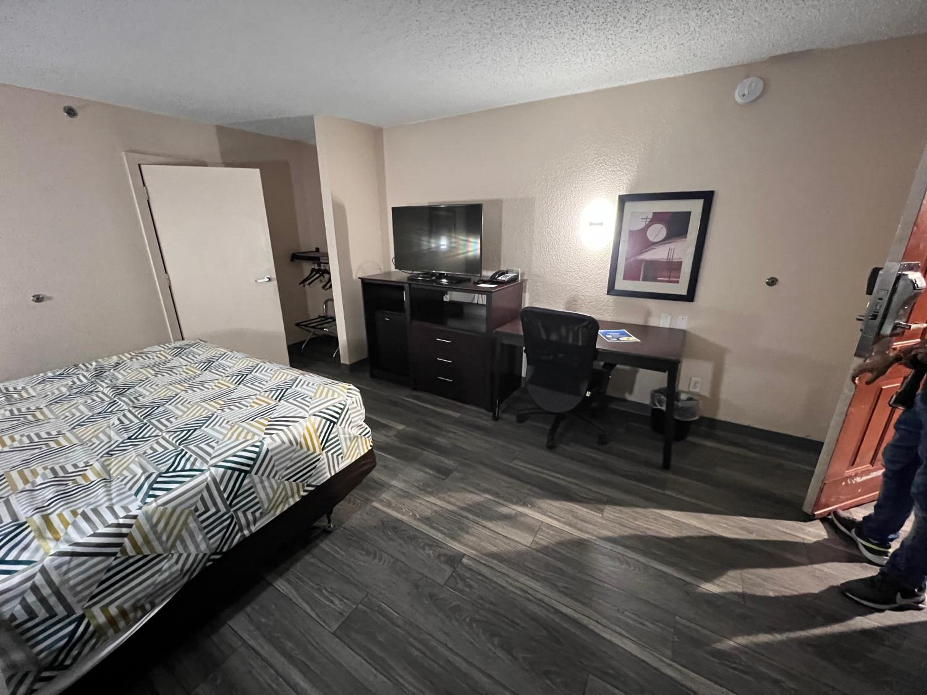 Oklahoma City Vacations - Motel 6 Oklahoma City OK Fairgrounds West - Property Image 27