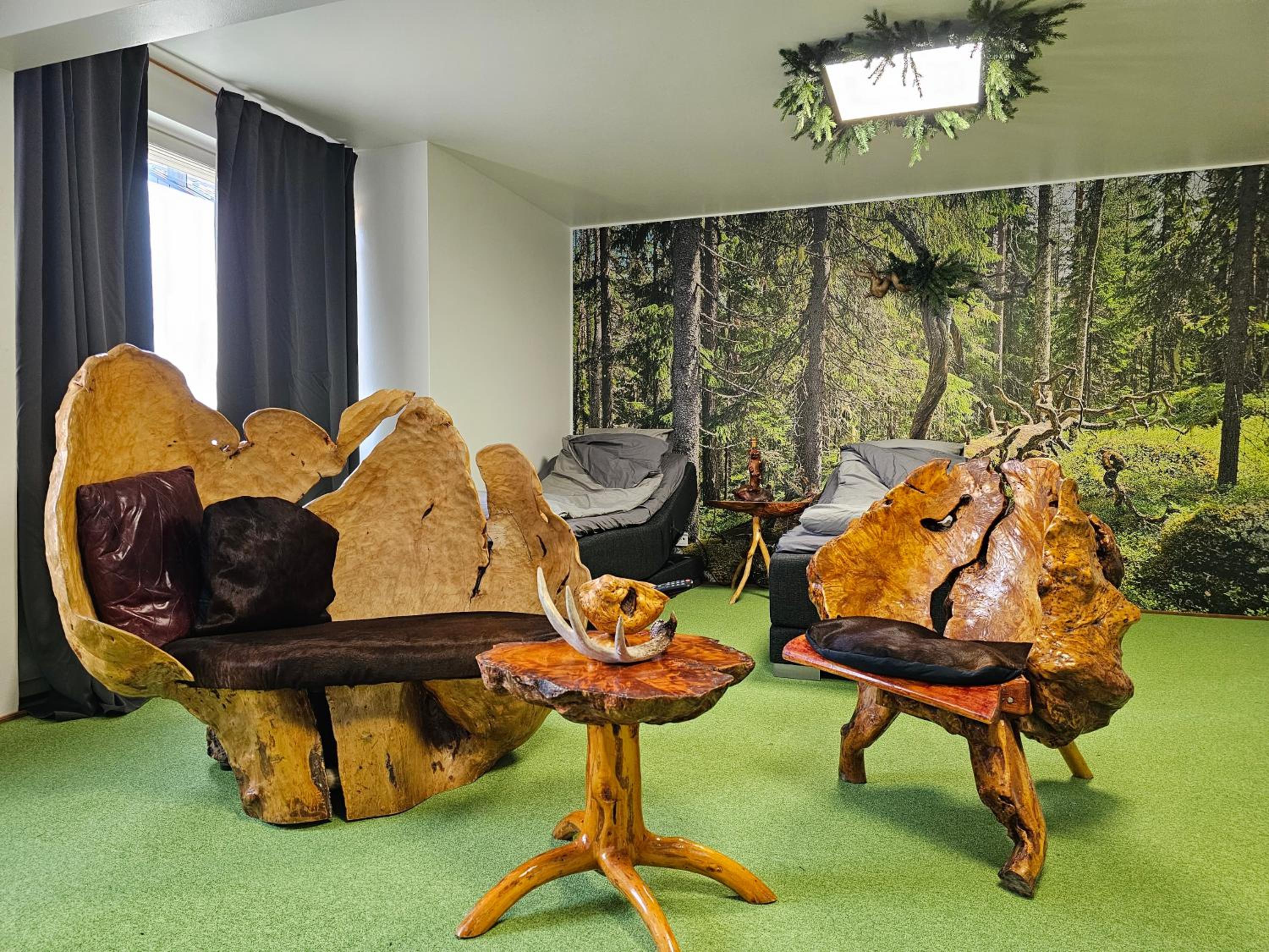 ROVIO REST IN FOREST