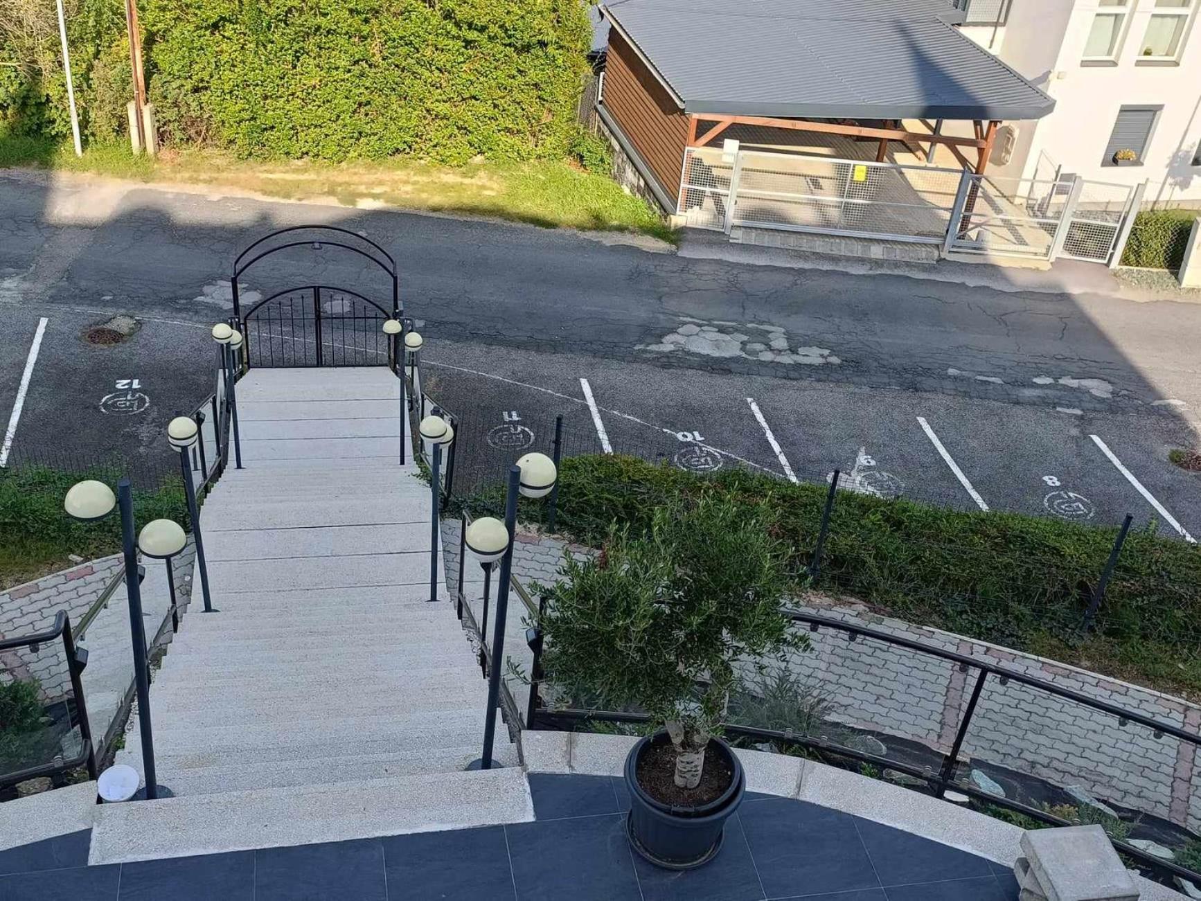 WEST Panorama Penthouse - apartment with a fantastic view of the city, photo 29