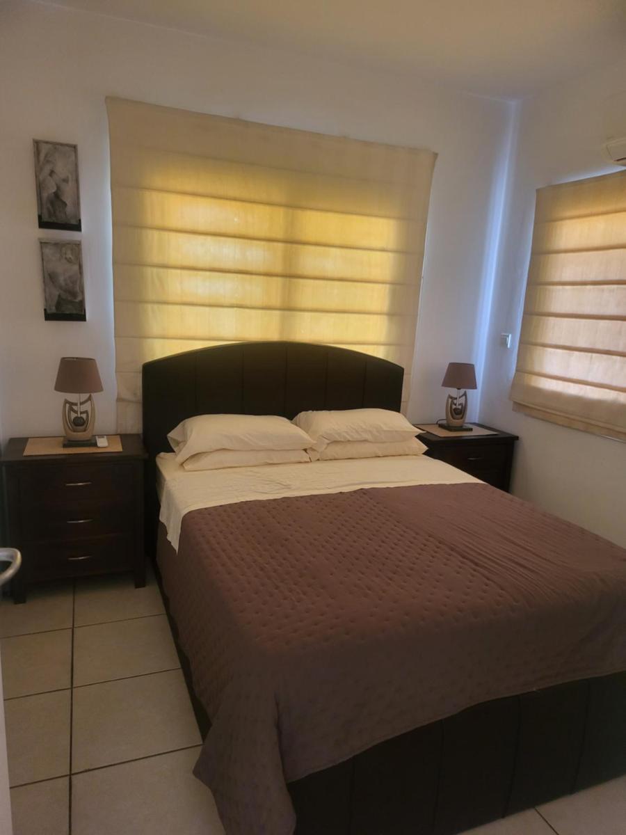 A- Luxury Sea Villa next to the beach view 2