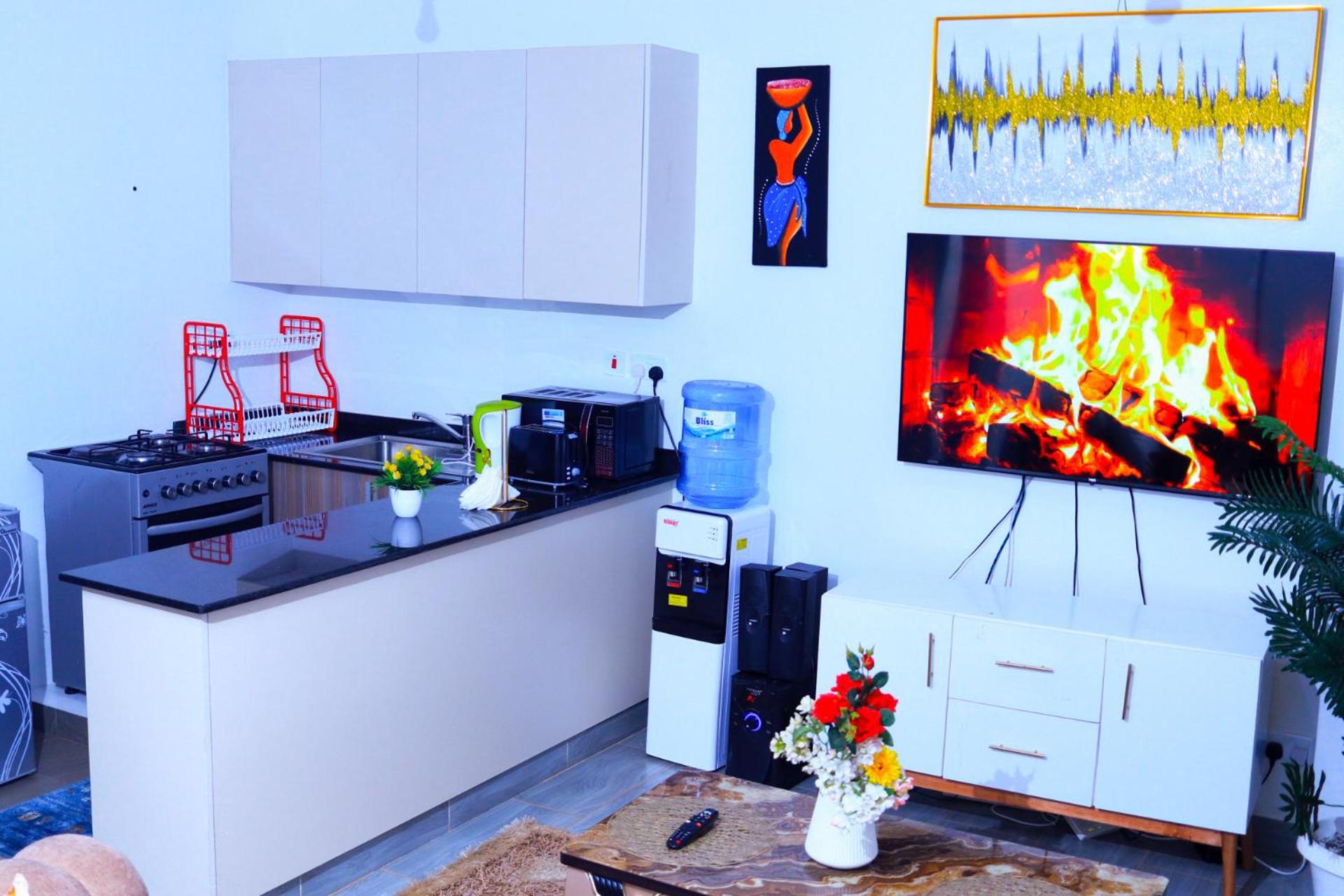Oasis shade apartment