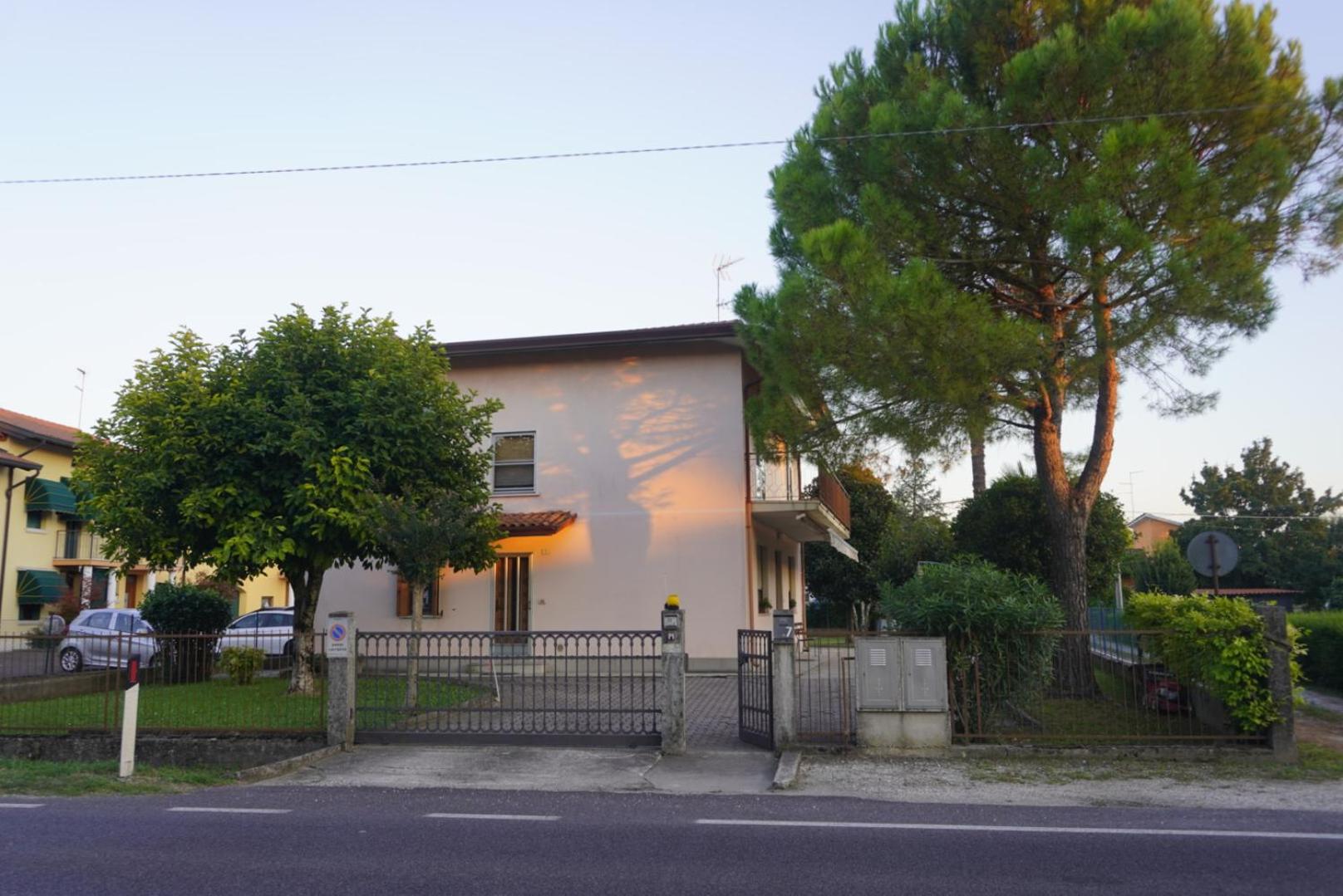Oliva's House appartamento con giardino view 5