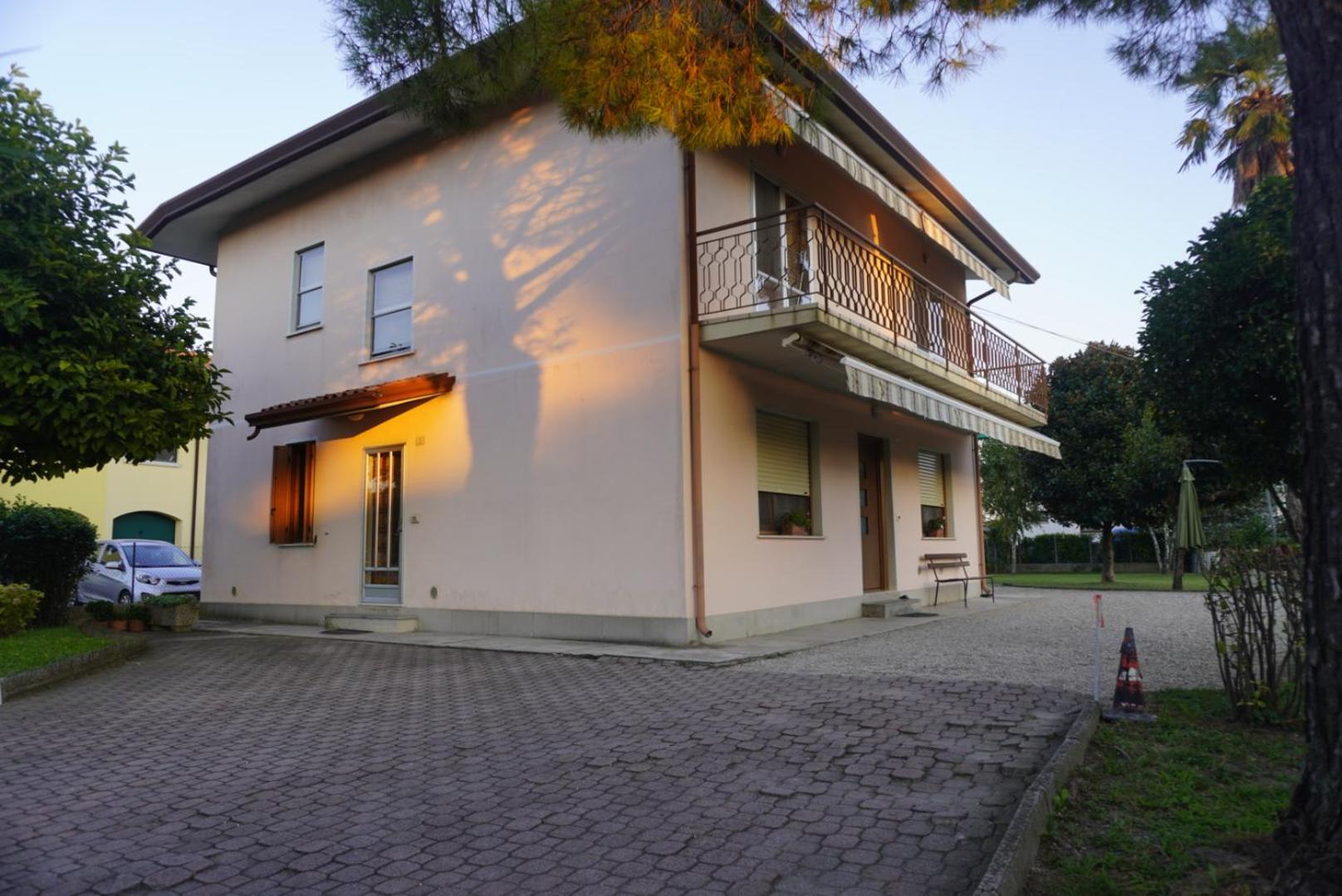 Oliva's House appartamento con giardino view 2