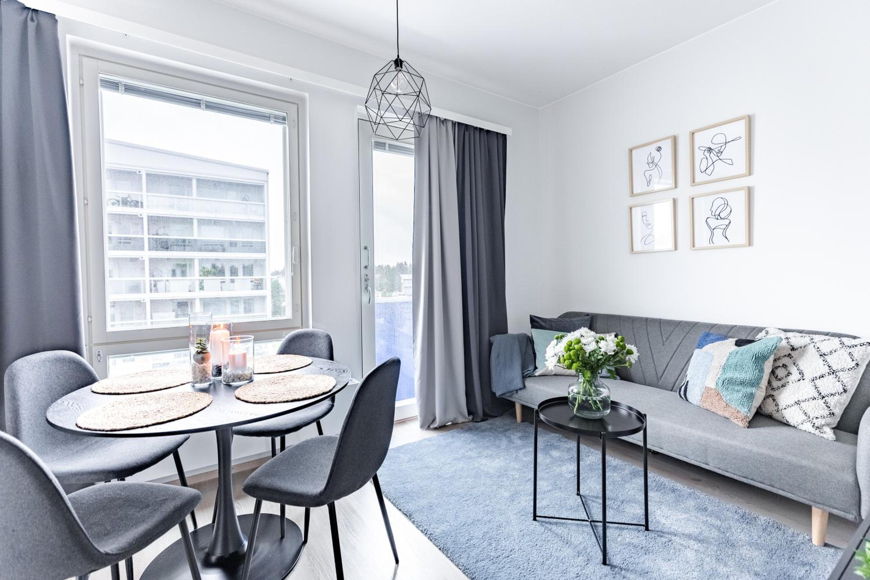 Arctic Blue City Suite