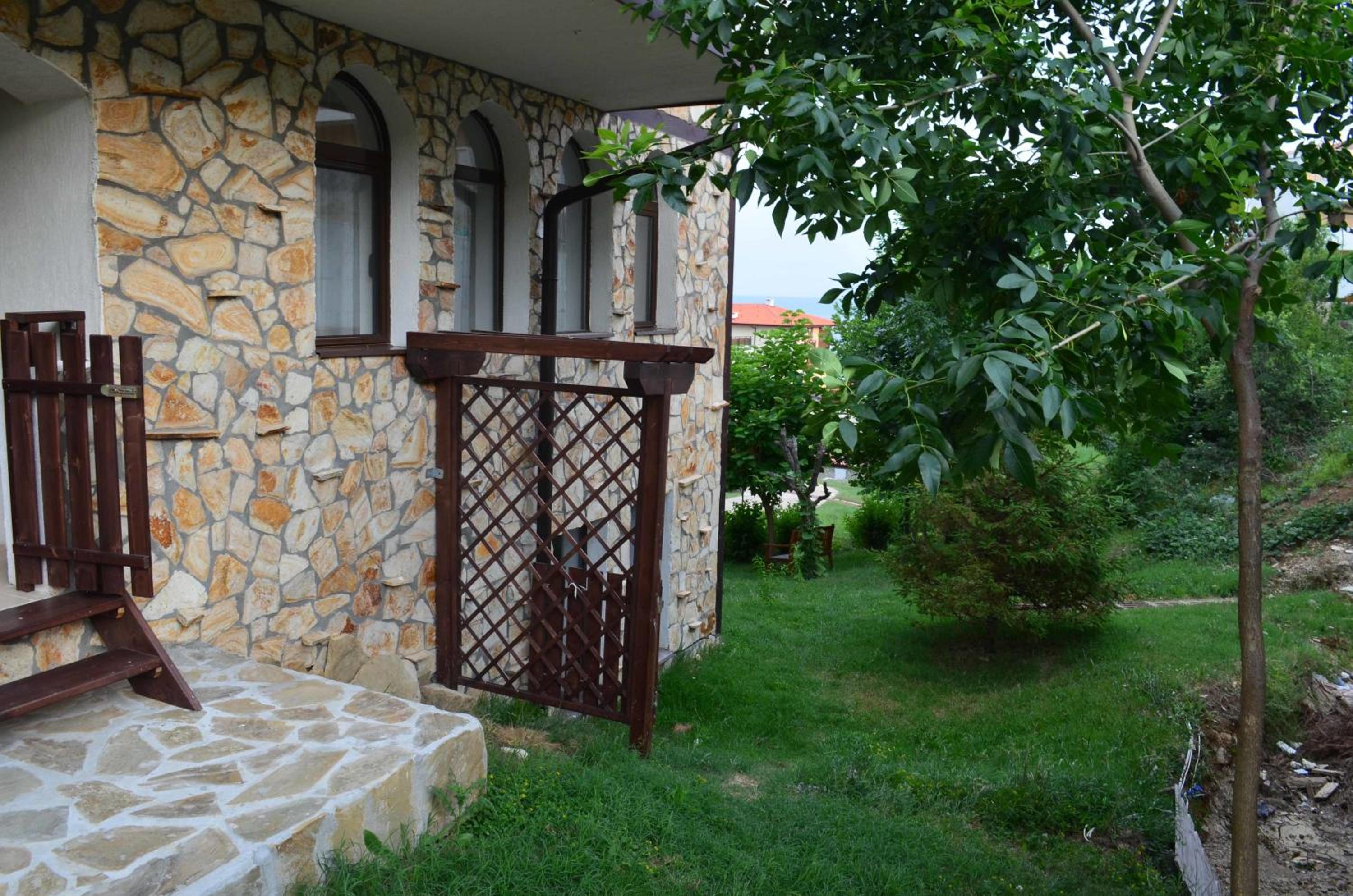 Etara 2 Apartment