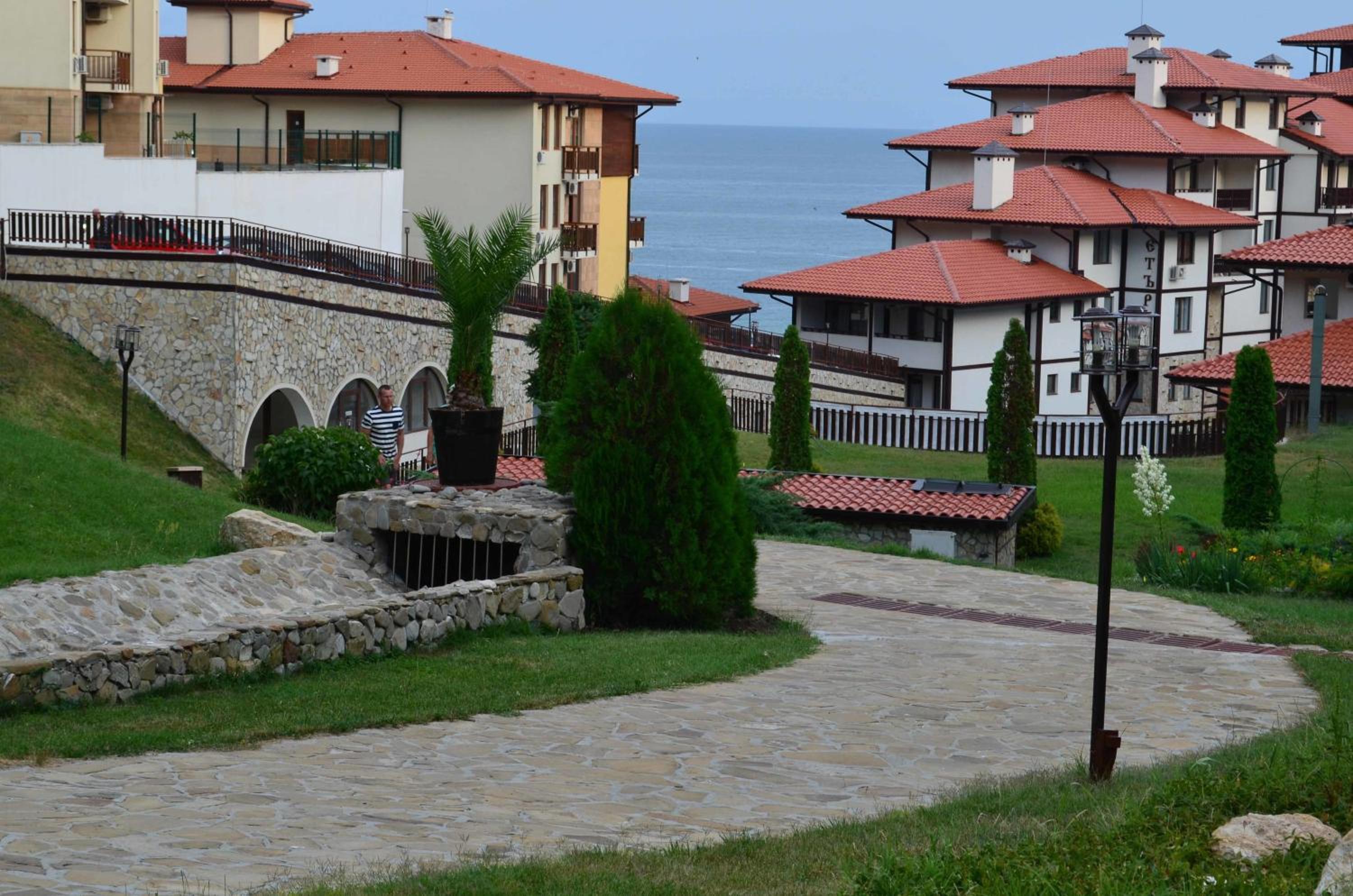 Etara 2 Apartment