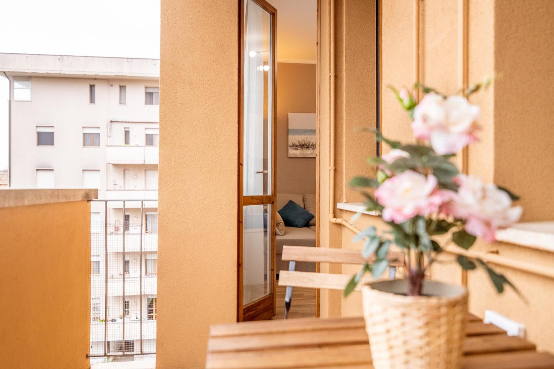 KRISTEL HOUSE Cisanello, free parking view 2