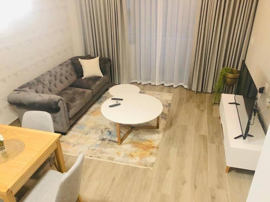 Luxury 1-bedroom Apartment With DSTV and Wi-Fi view 4