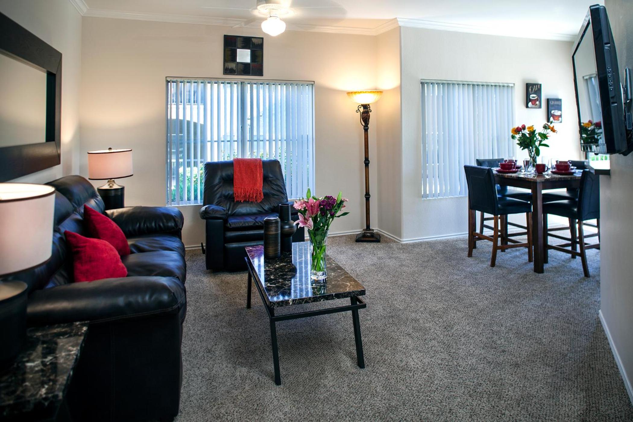 Luxury Vacation Rentals by Meridian CondoResorts