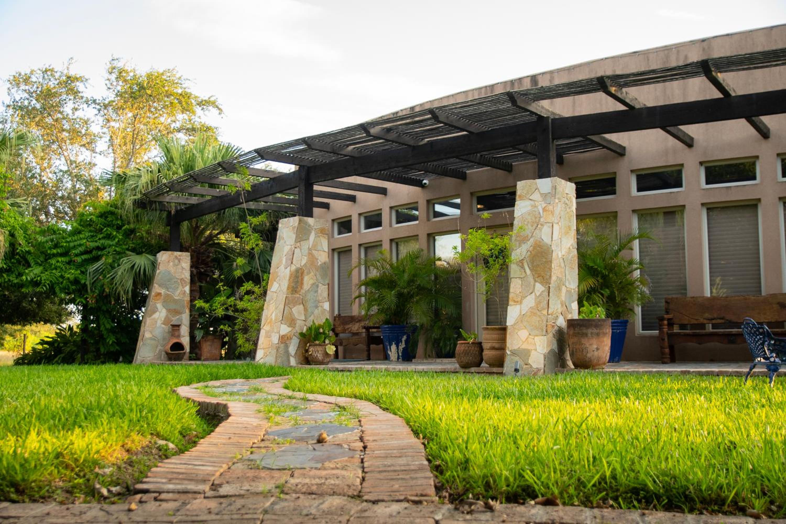 Casa Rayo de Sol - Private ranch guest home view 2