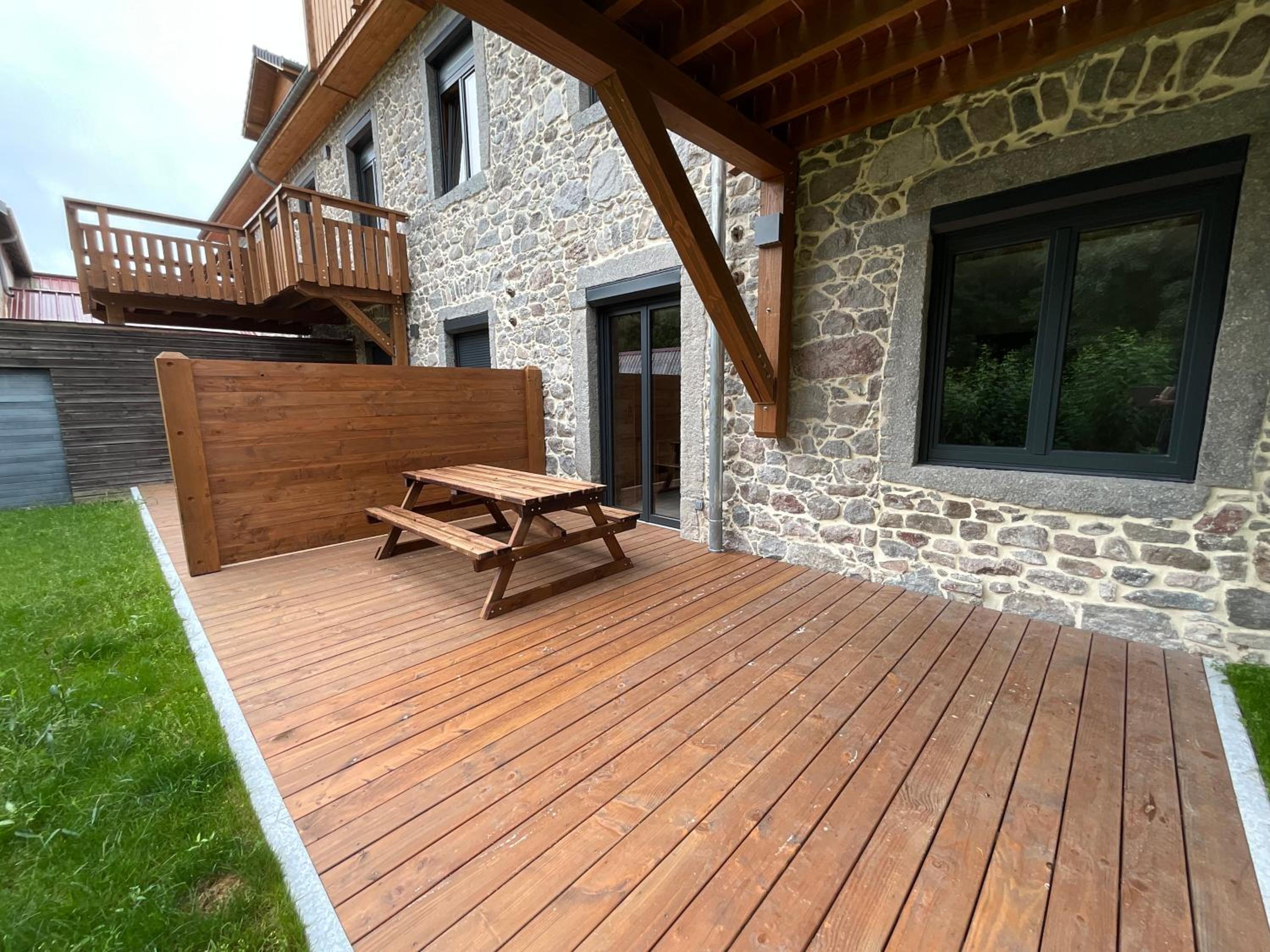 outdoor BBQ area