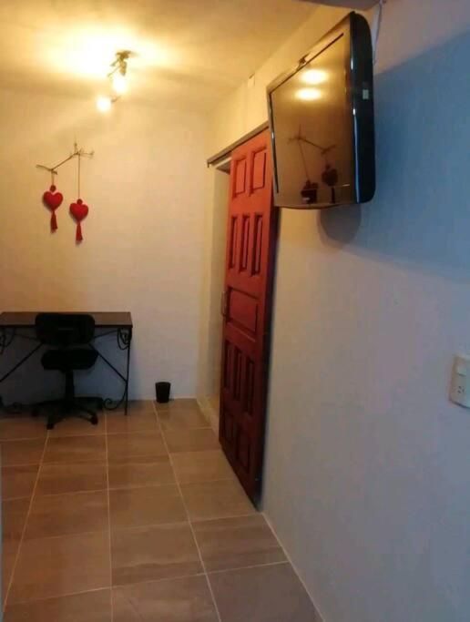 Departamento céntricoA.Con wifi de alta velocidad view 2