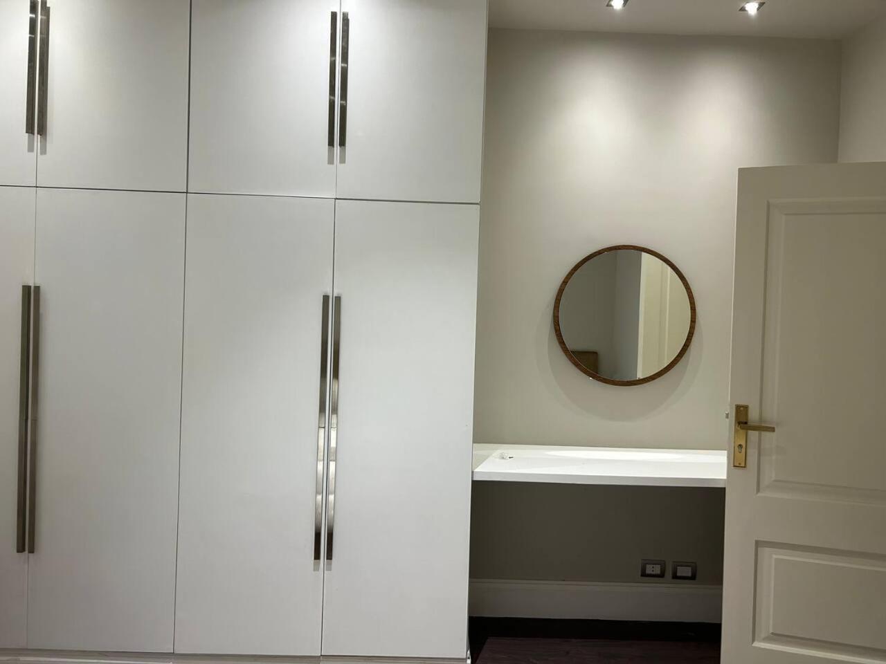 Charming luxurious 2 bedroom apartment in zamalek
